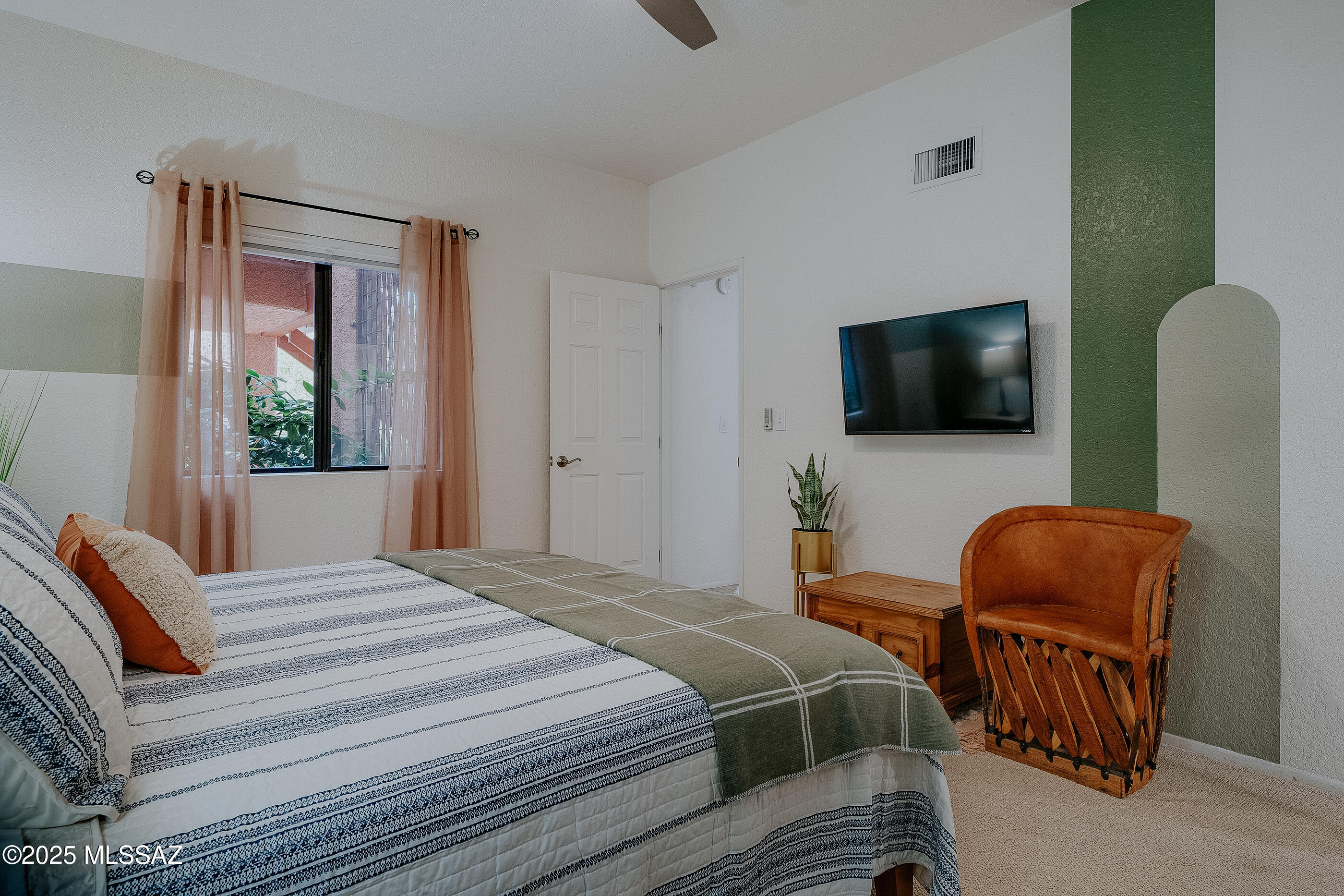 Ventana Vista Condominiums - Residential