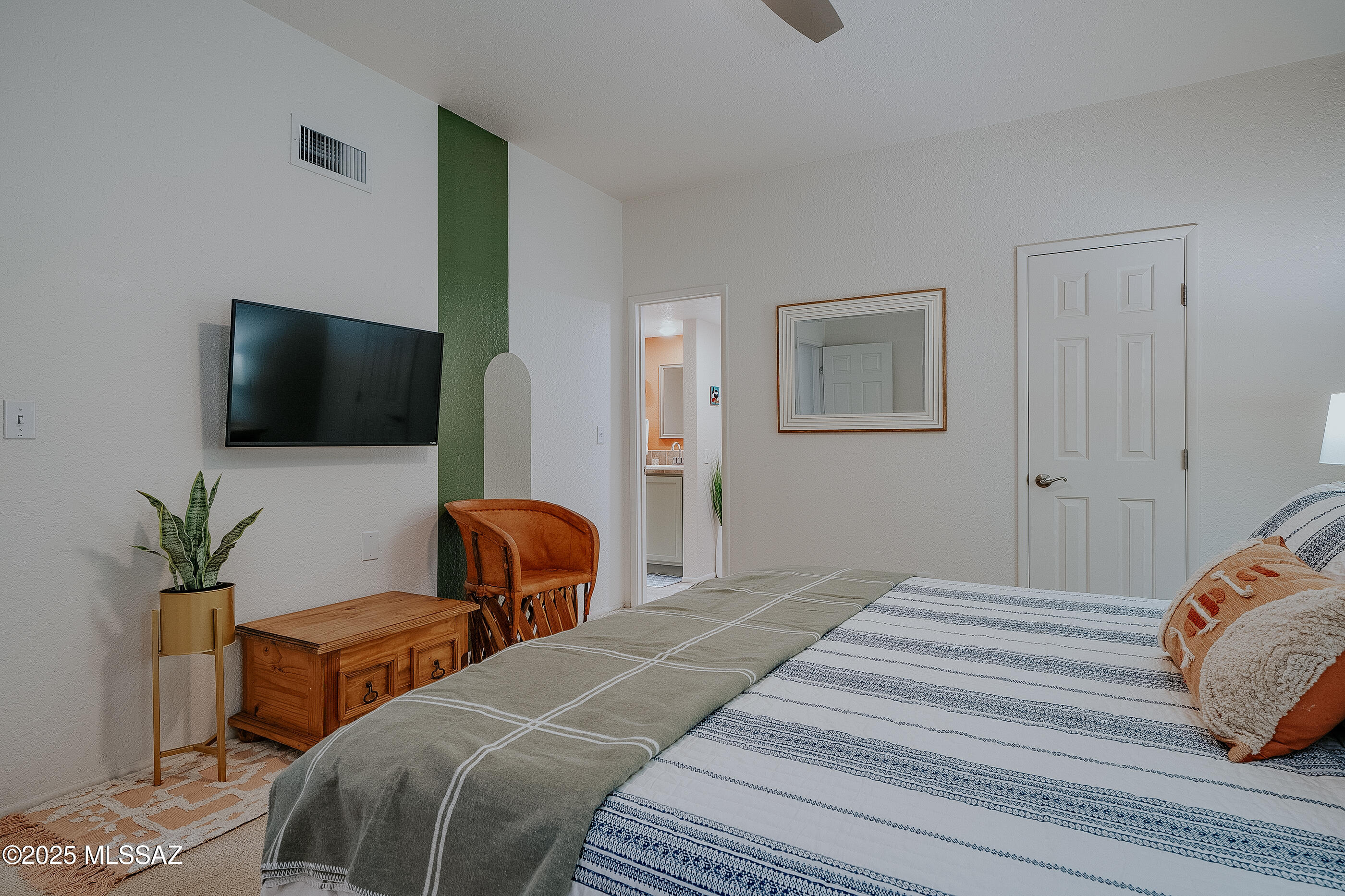 Ventana Vista Condominiums - Residential