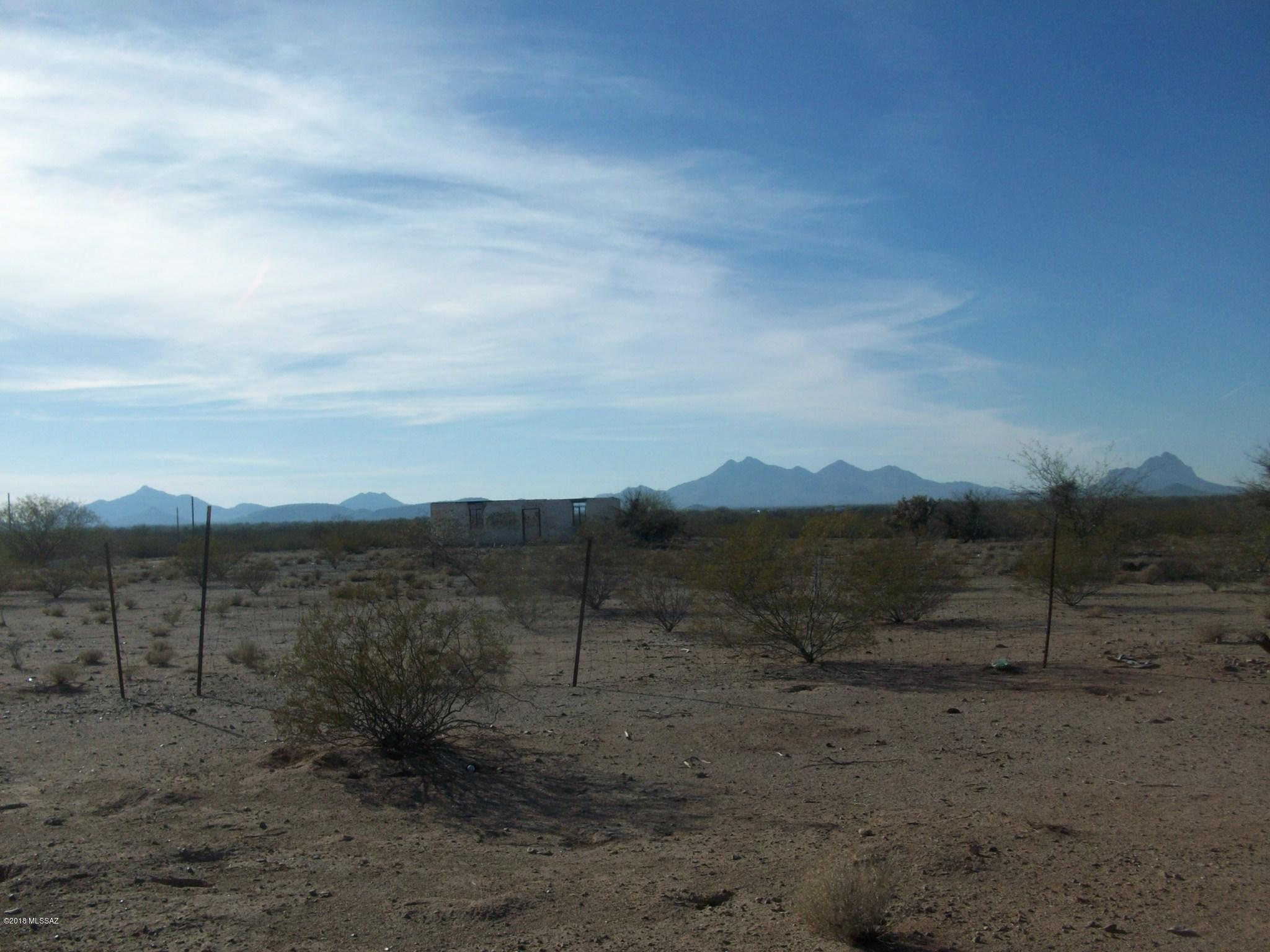 9+ acres of prime land in Marana - zoned GR1 - possible split. Great price for a great area.