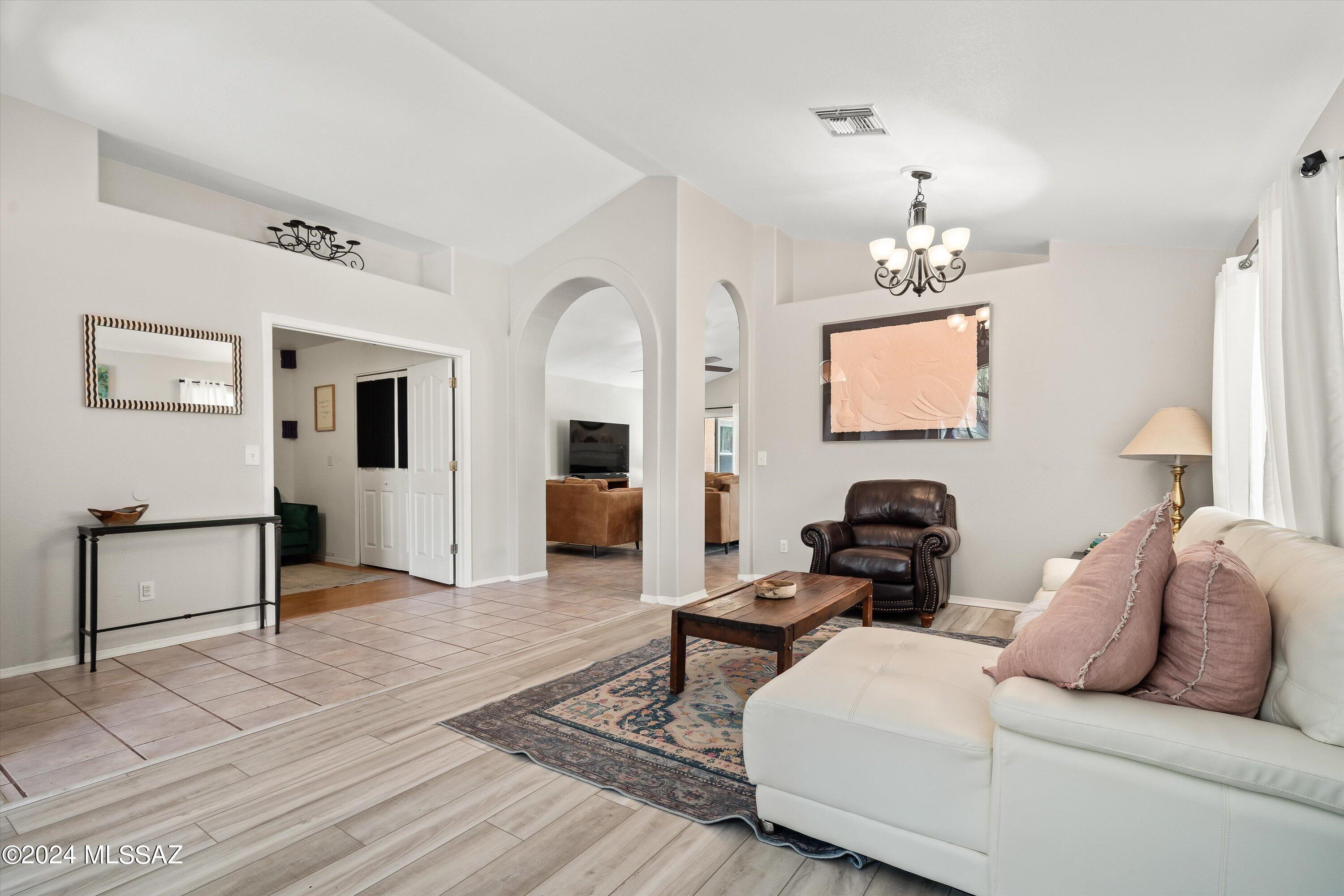 Canada Heights(1-68) - Residential