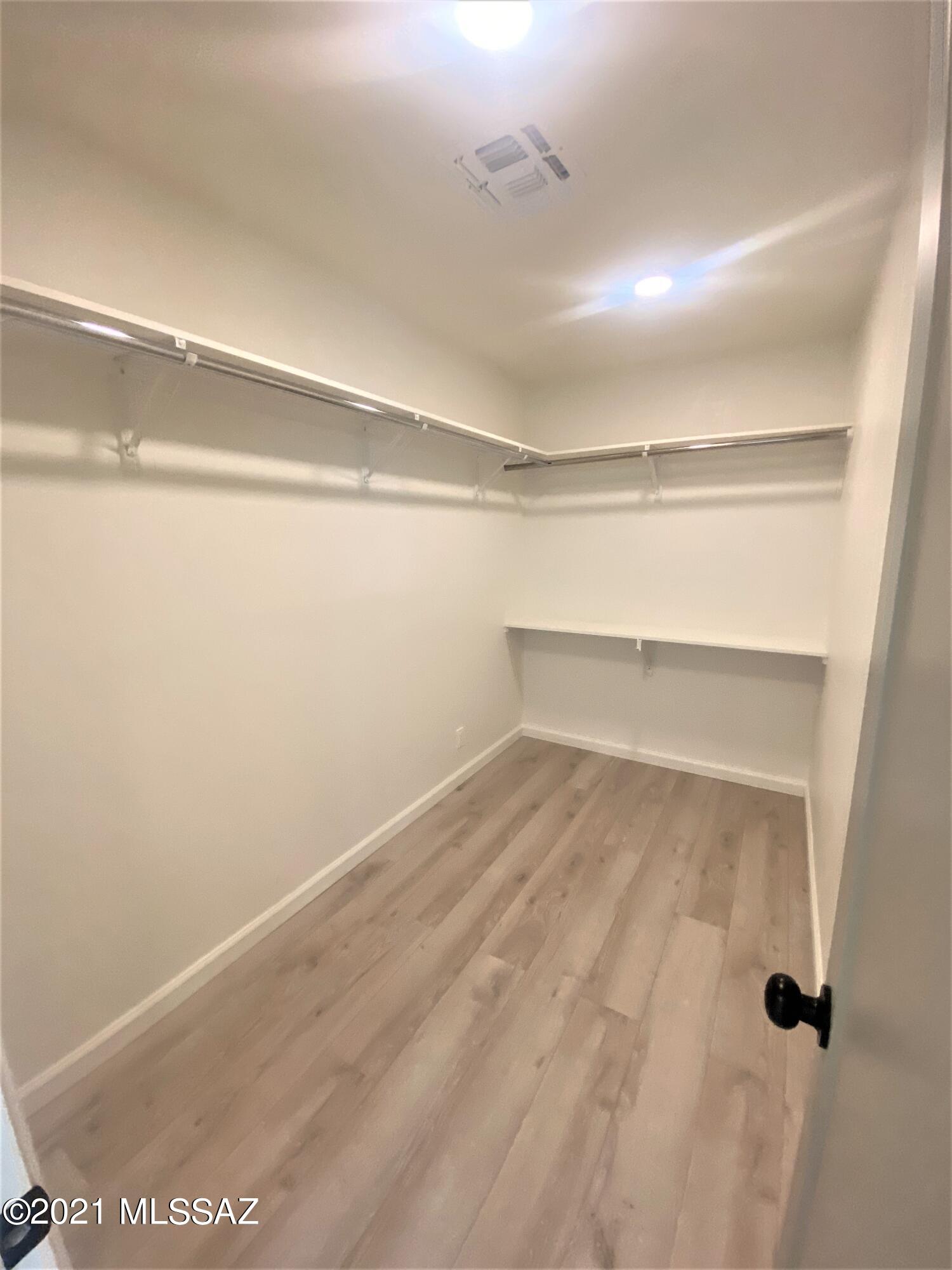 Miramonte Terr - Residential