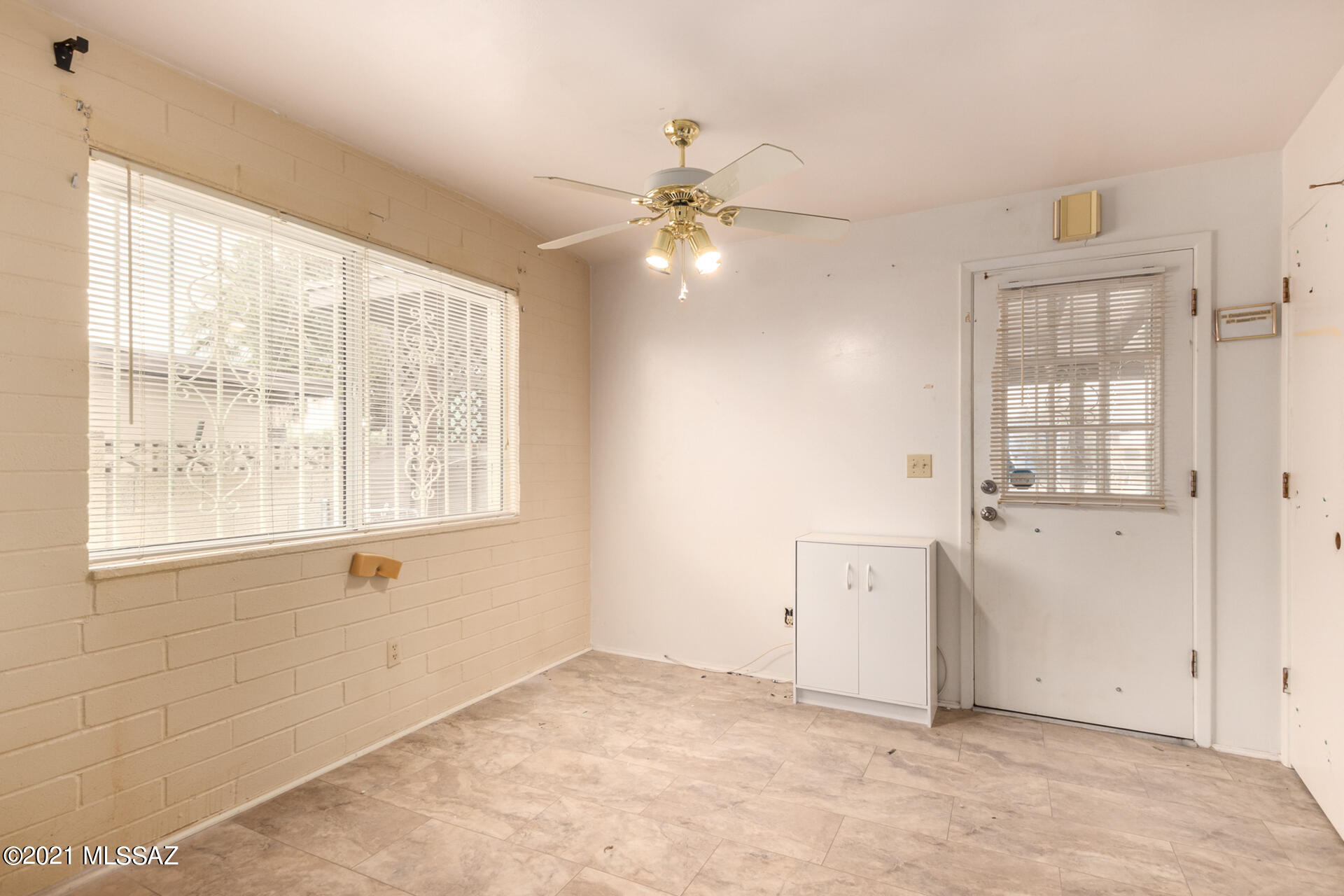 Los Reales Heights NO. 2 (1-138) - Residential