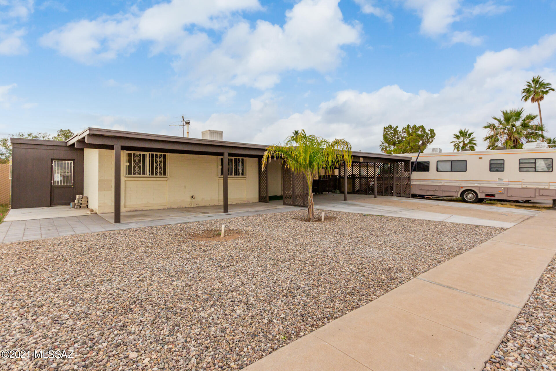 Los Reales Heights NO. 2 (1-138) - Residential