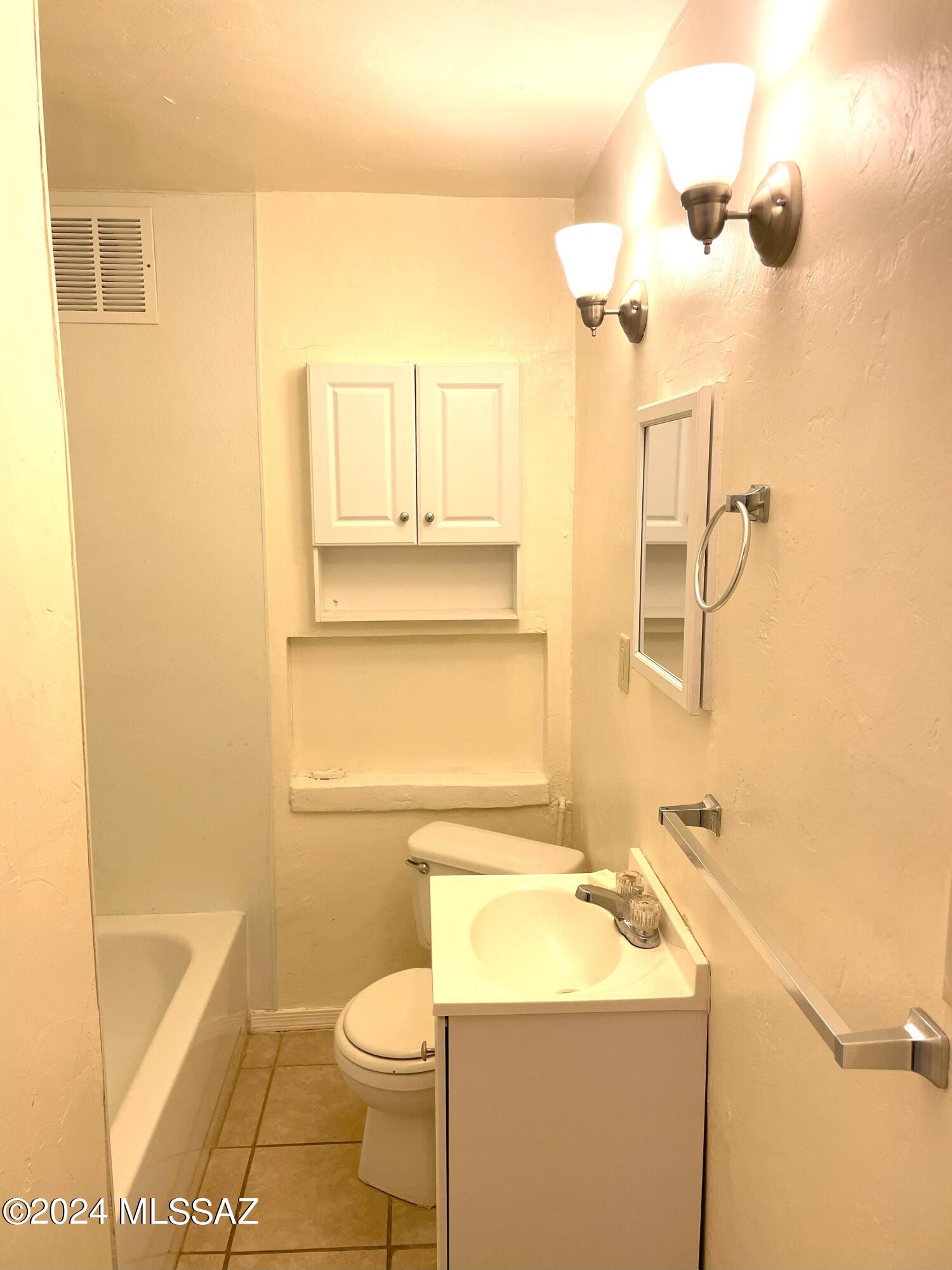 Vista Del Monte Tract - Residential Lease
