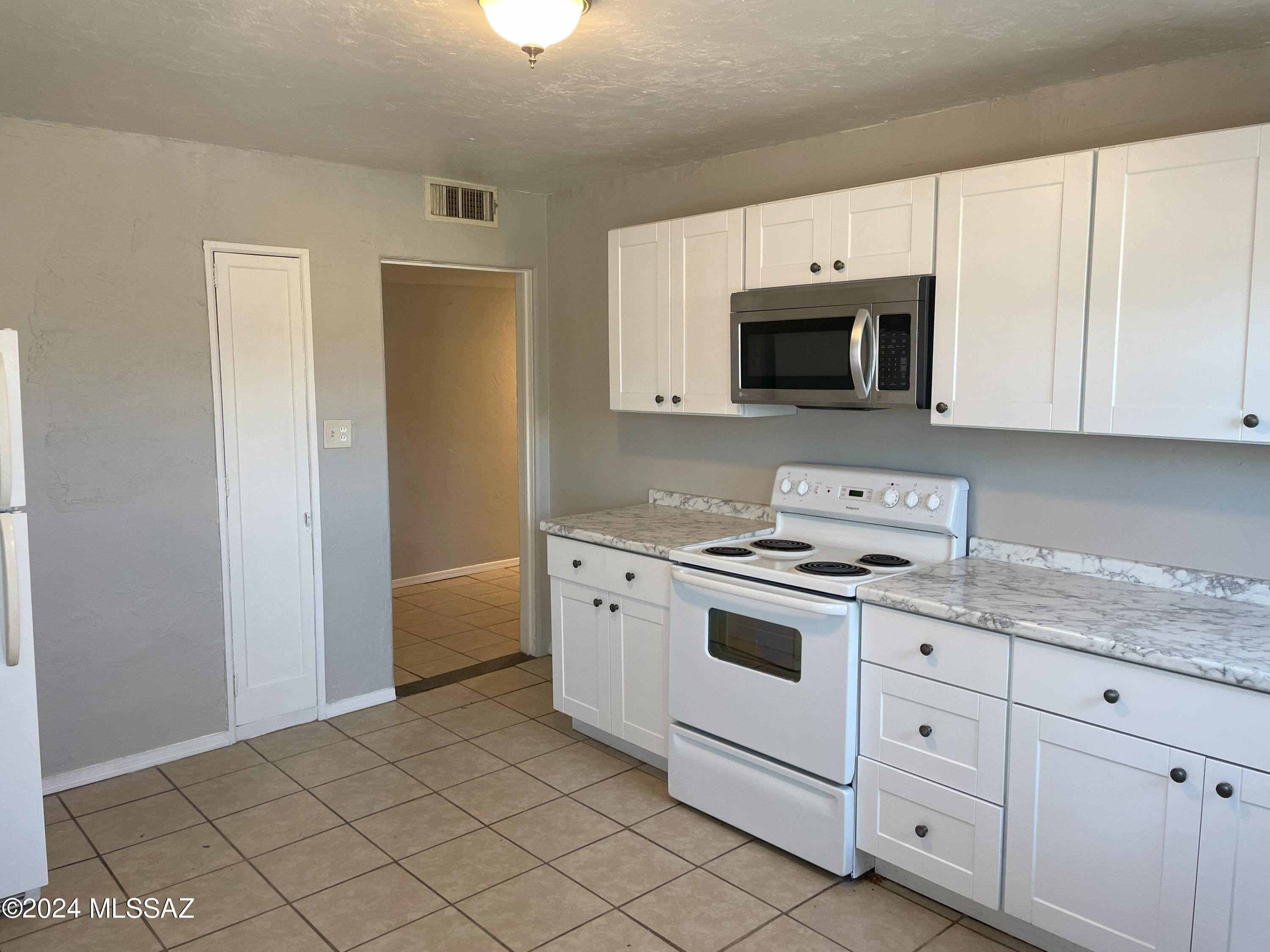 Vista Del Monte Tract - Residential Lease
