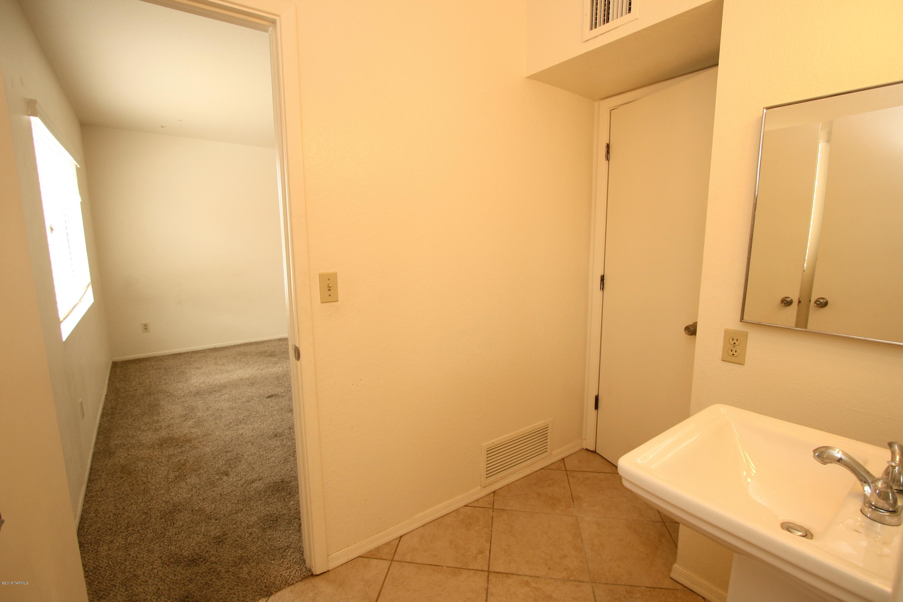 Casas Obregon Townhomes (1-23) - Residential Lease