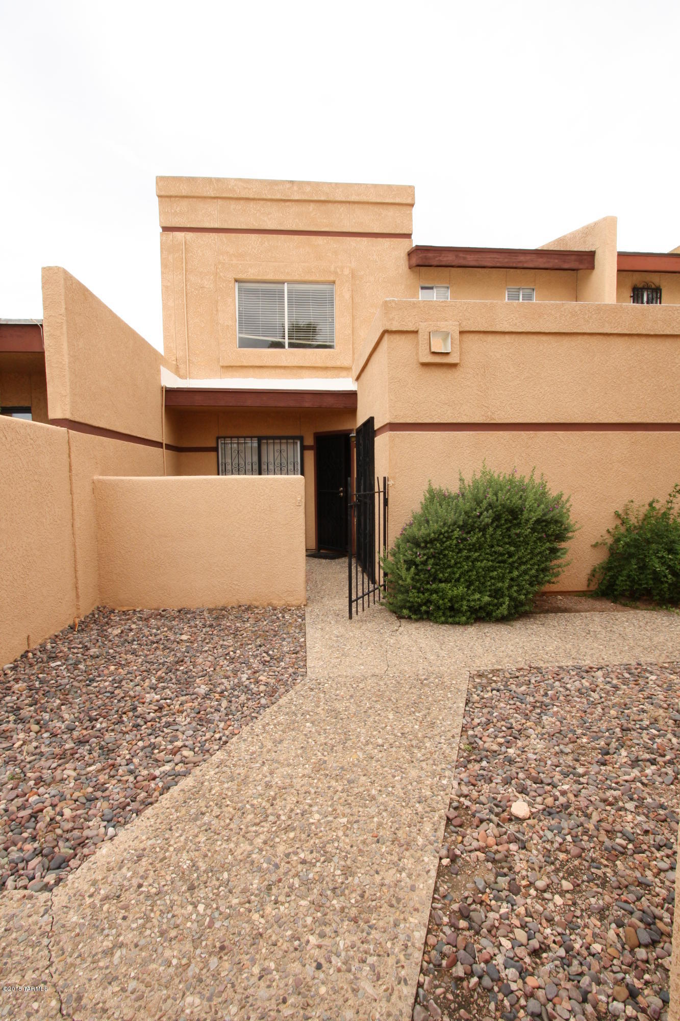 Casas Obregon Townhomes (1-23) - Residential Lease