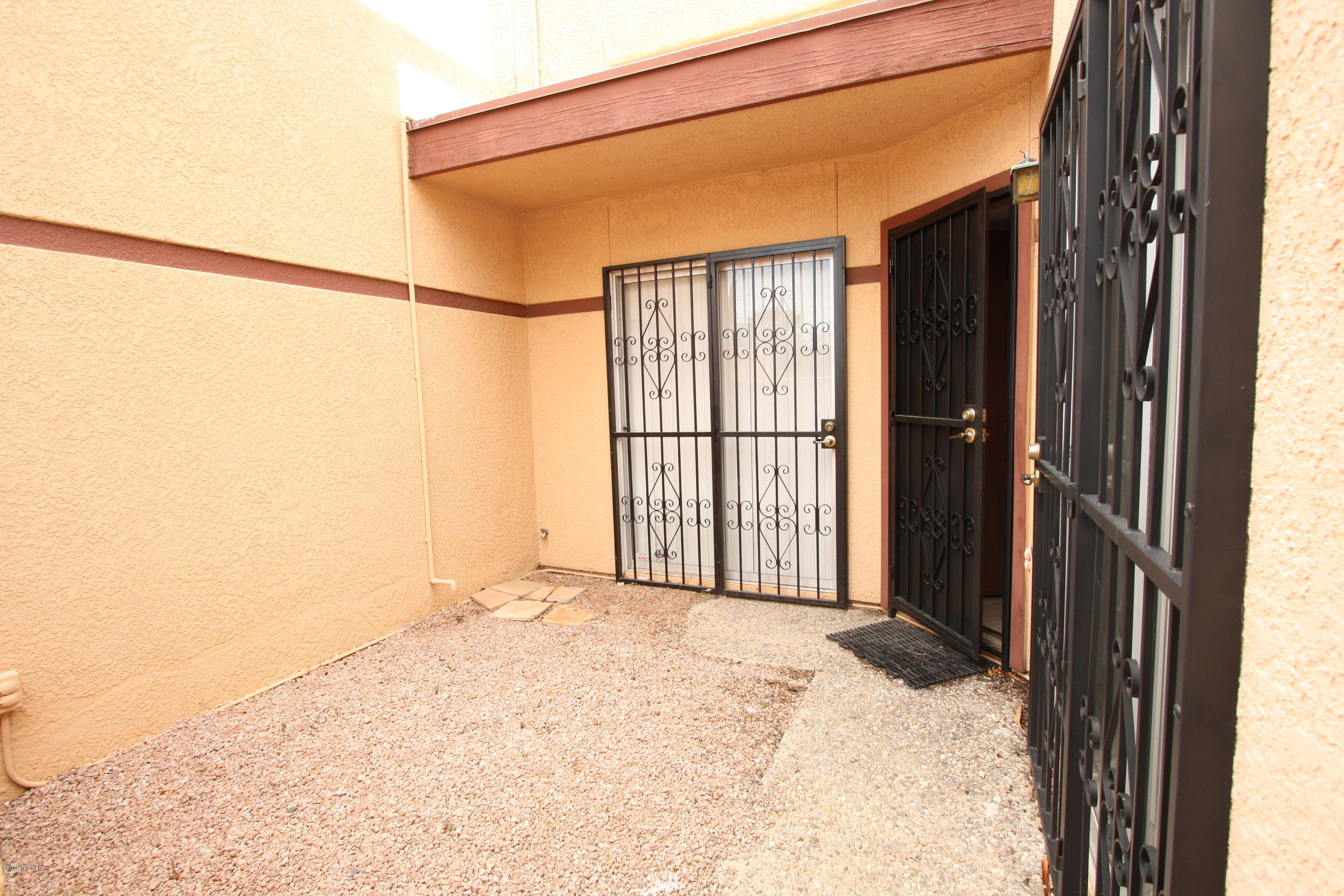 Casas Obregon Townhomes (1-23) - Residential Lease