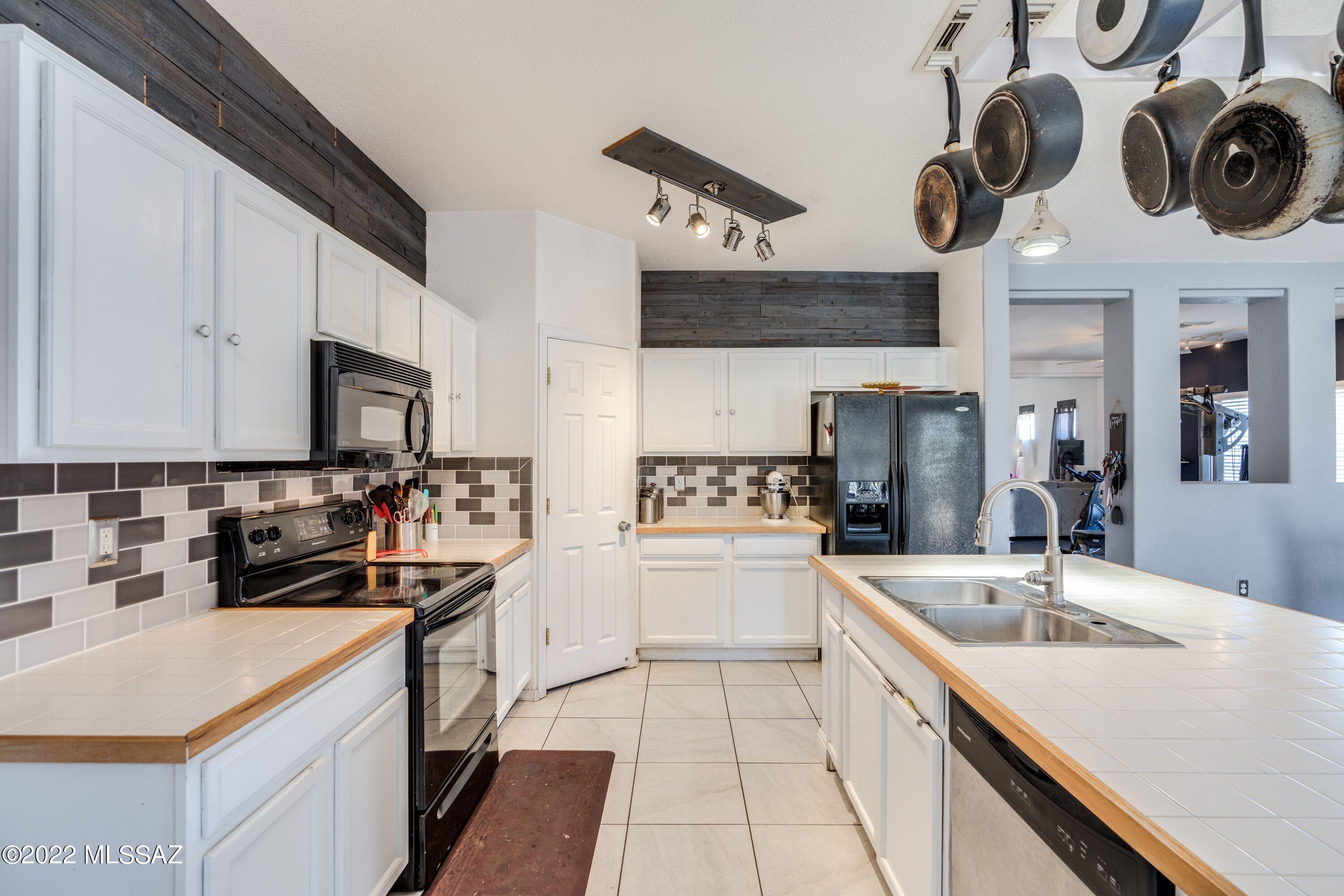 Gladden Farms BLK 12 - Residential