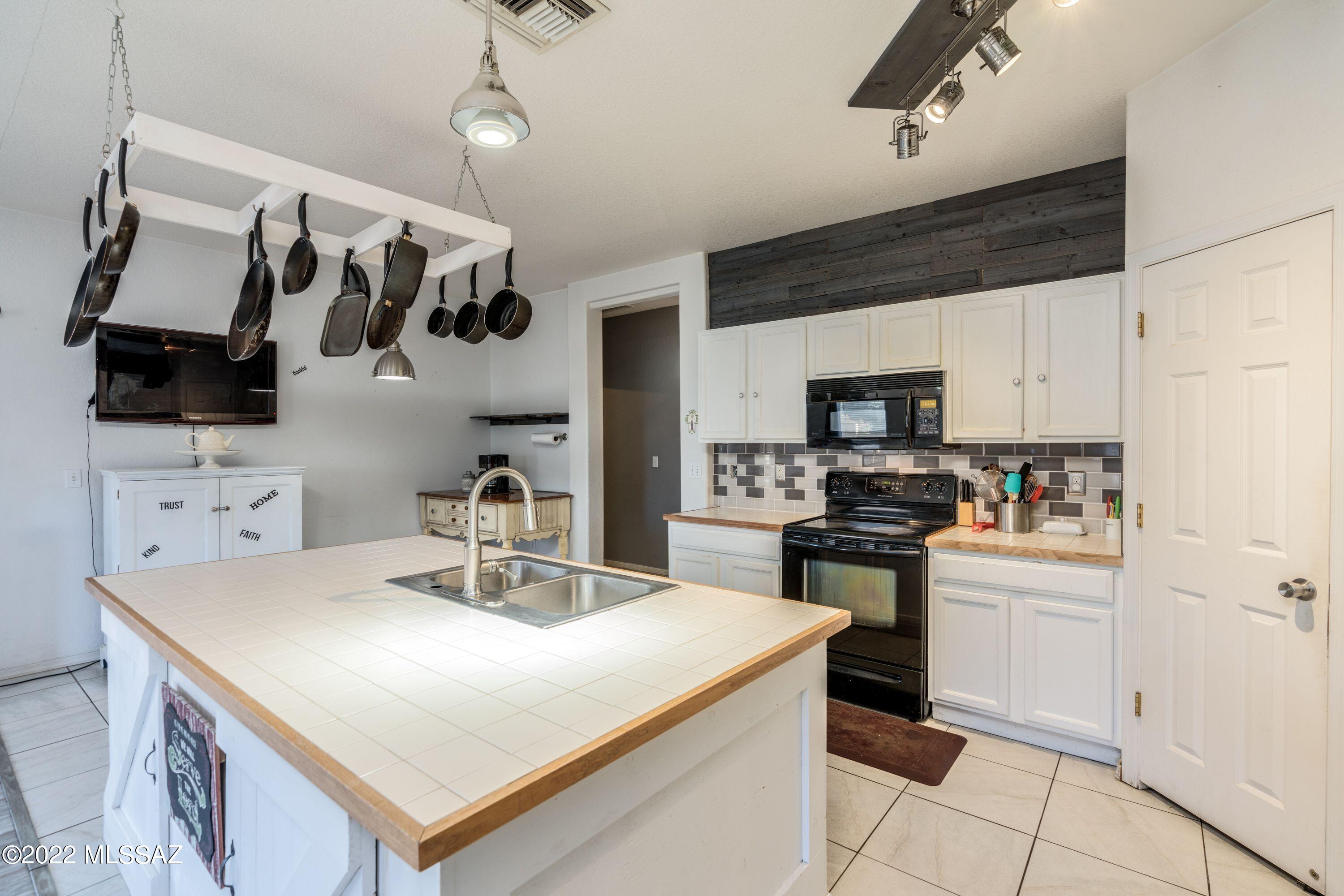 Gladden Farms BLK 12 - Residential