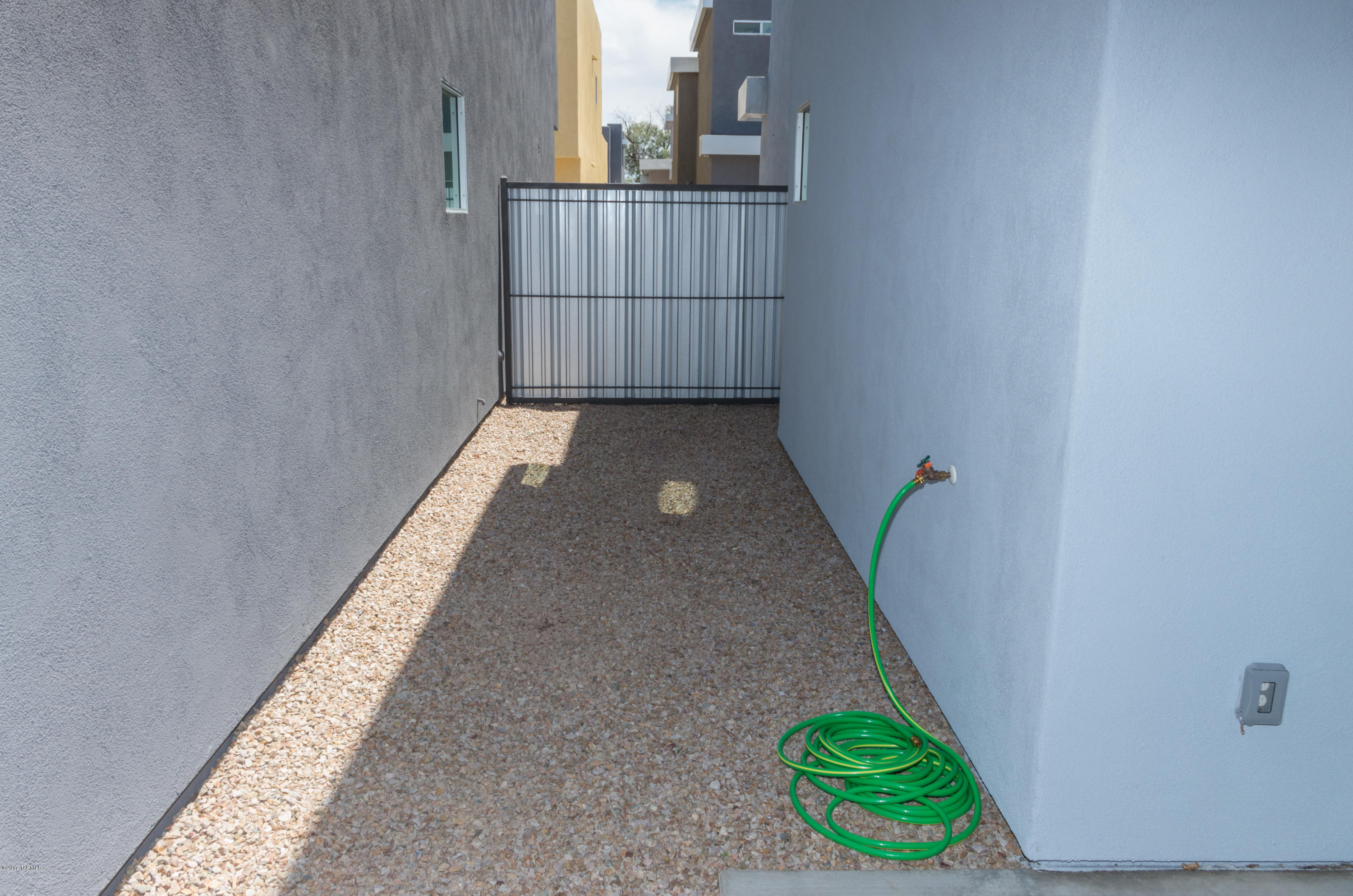 Unsubdivided - Residential