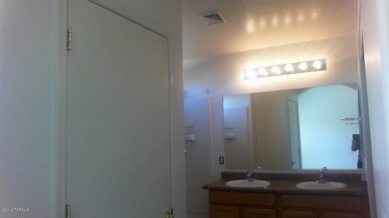 Presidios at Rancho Sahuarita (1-927) - Residential Lease