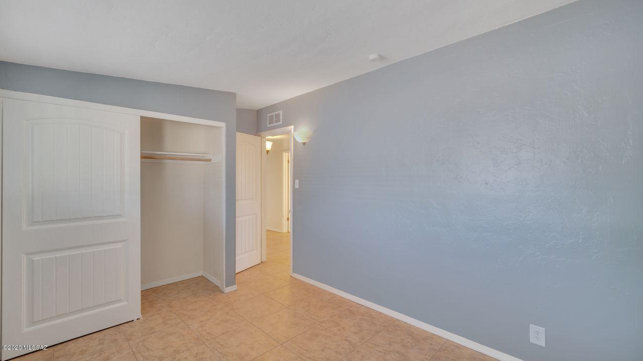 Tierra Del Sol (1-2) - Residential