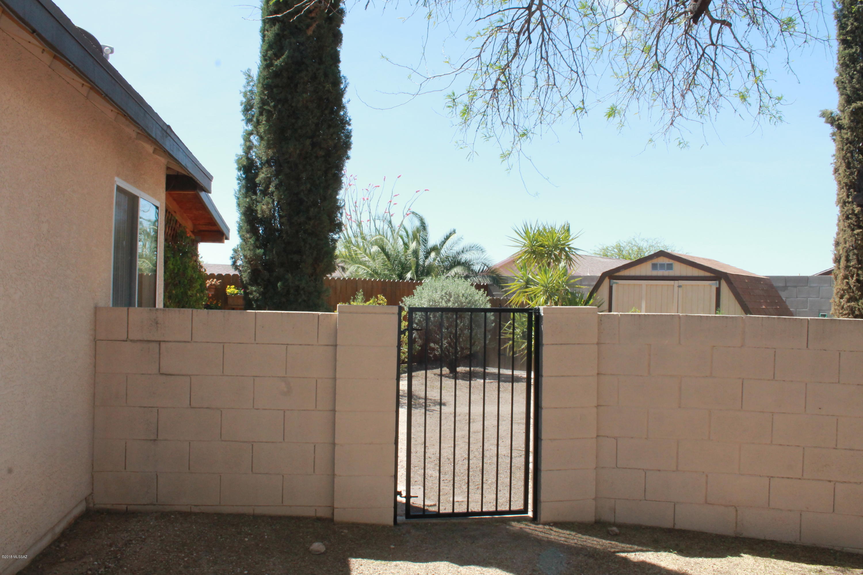 Elliott Homes At Rita Ranch (1-521) - Residential
