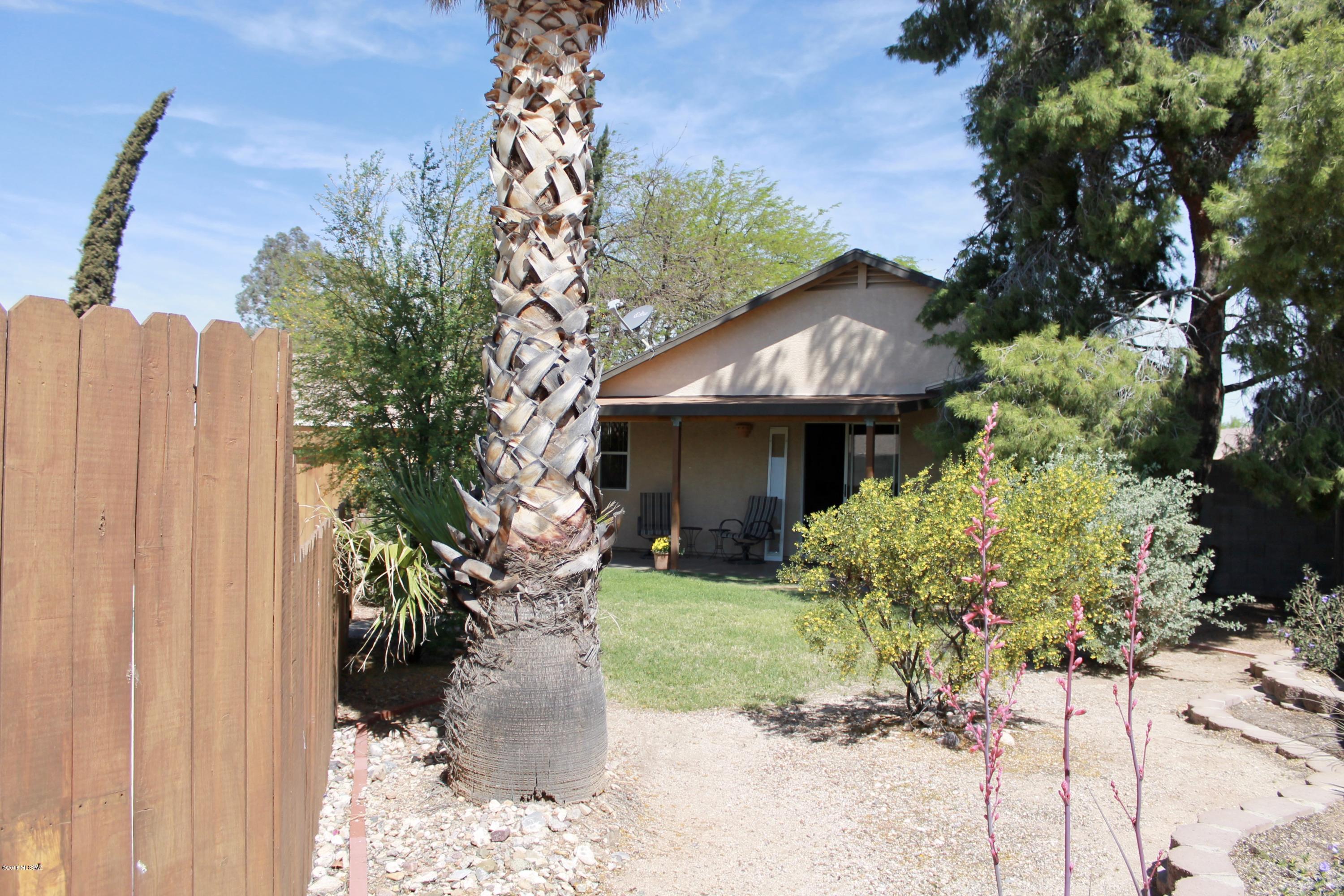 Elliott Homes At Rita Ranch (1-521) - Residential