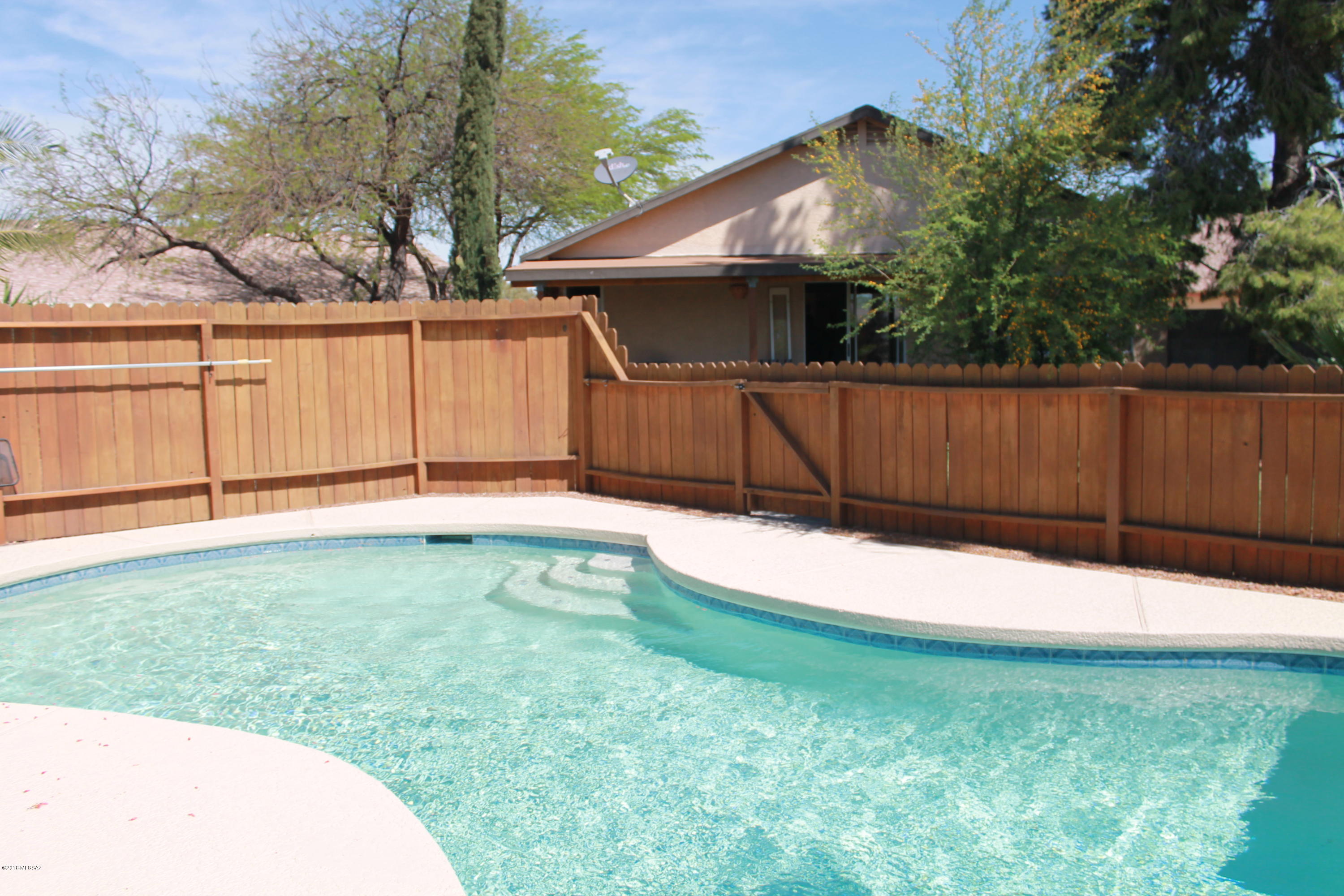 Elliott Homes At Rita Ranch (1-521) - Residential