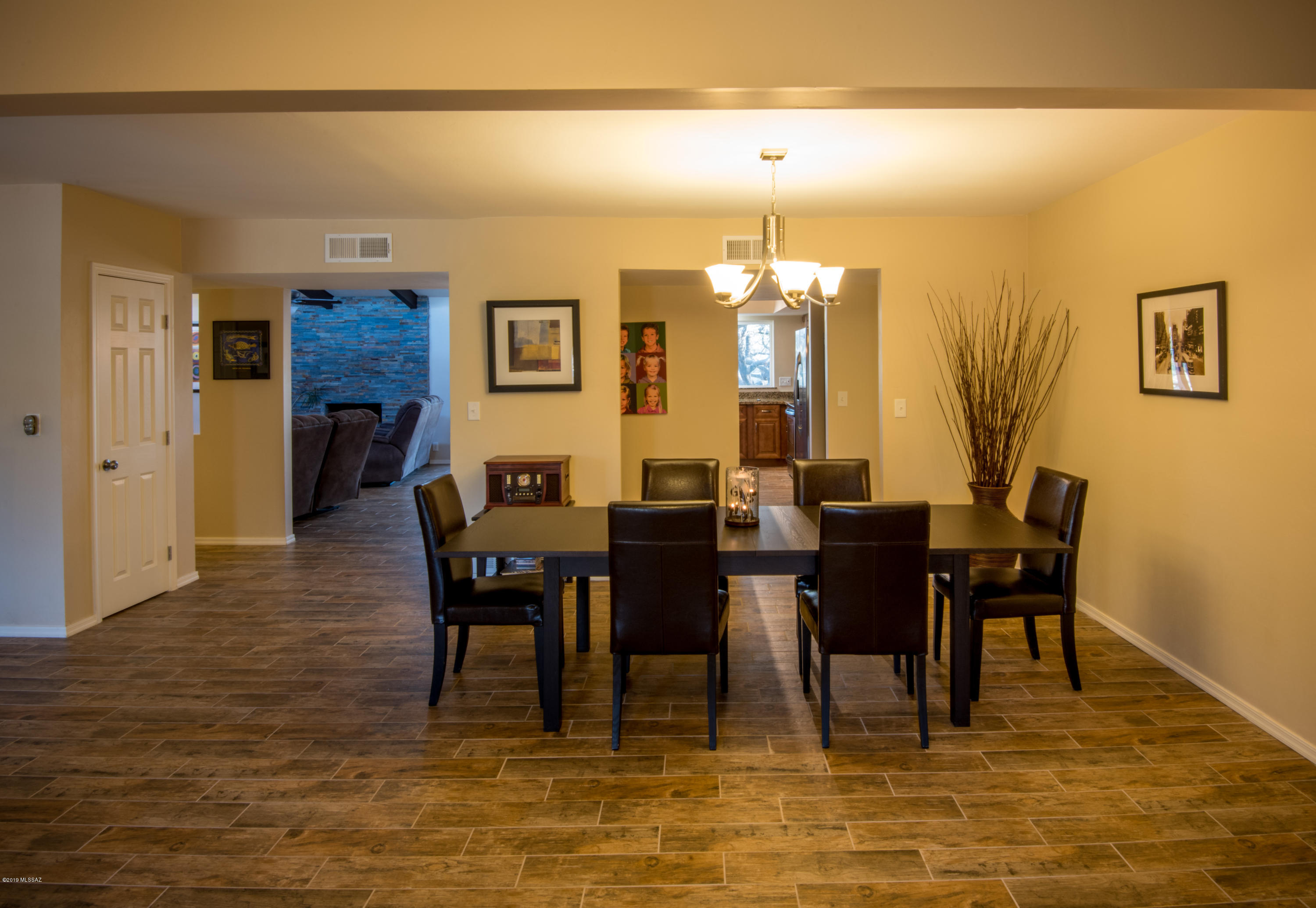 San Domingo  (12-26) - Residential