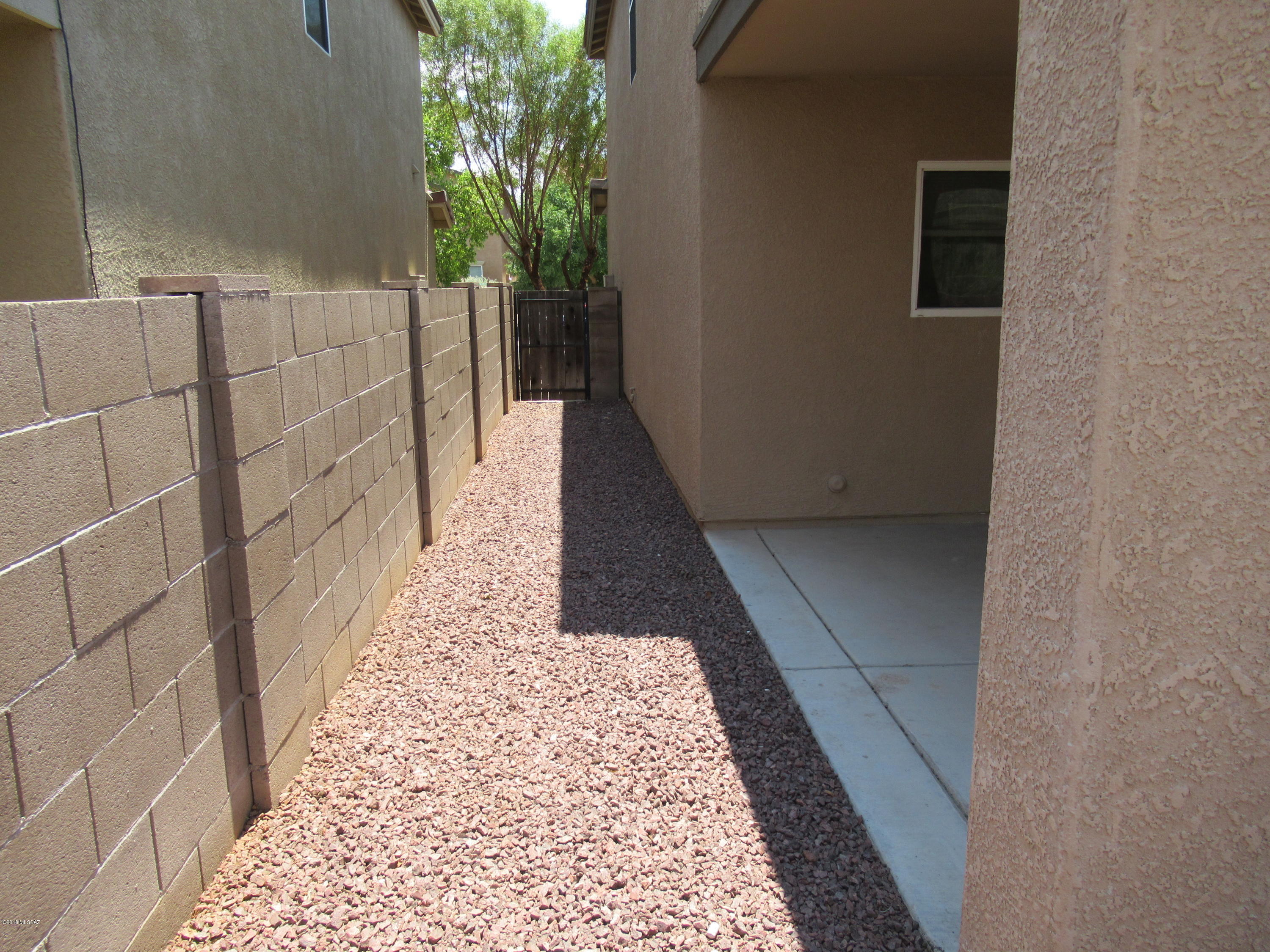 Riverhaven (1-373) - Residential Lease