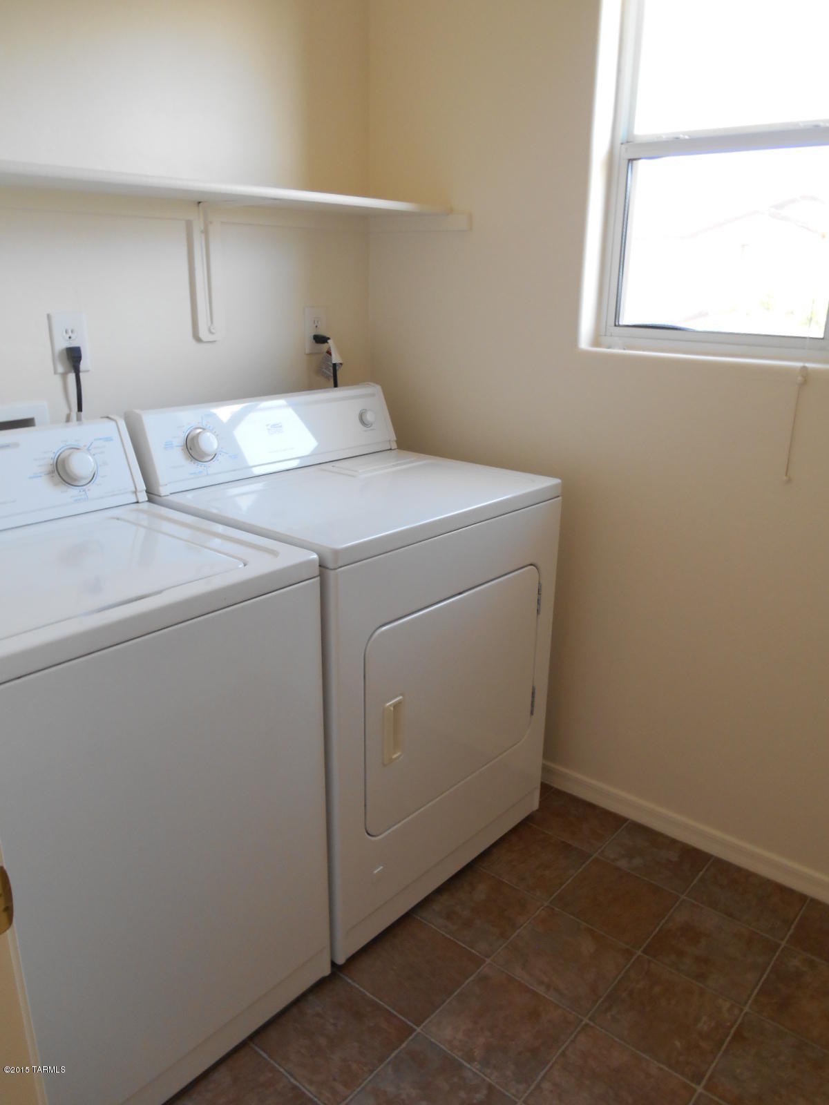 Riverhaven (1-373) - Residential Lease