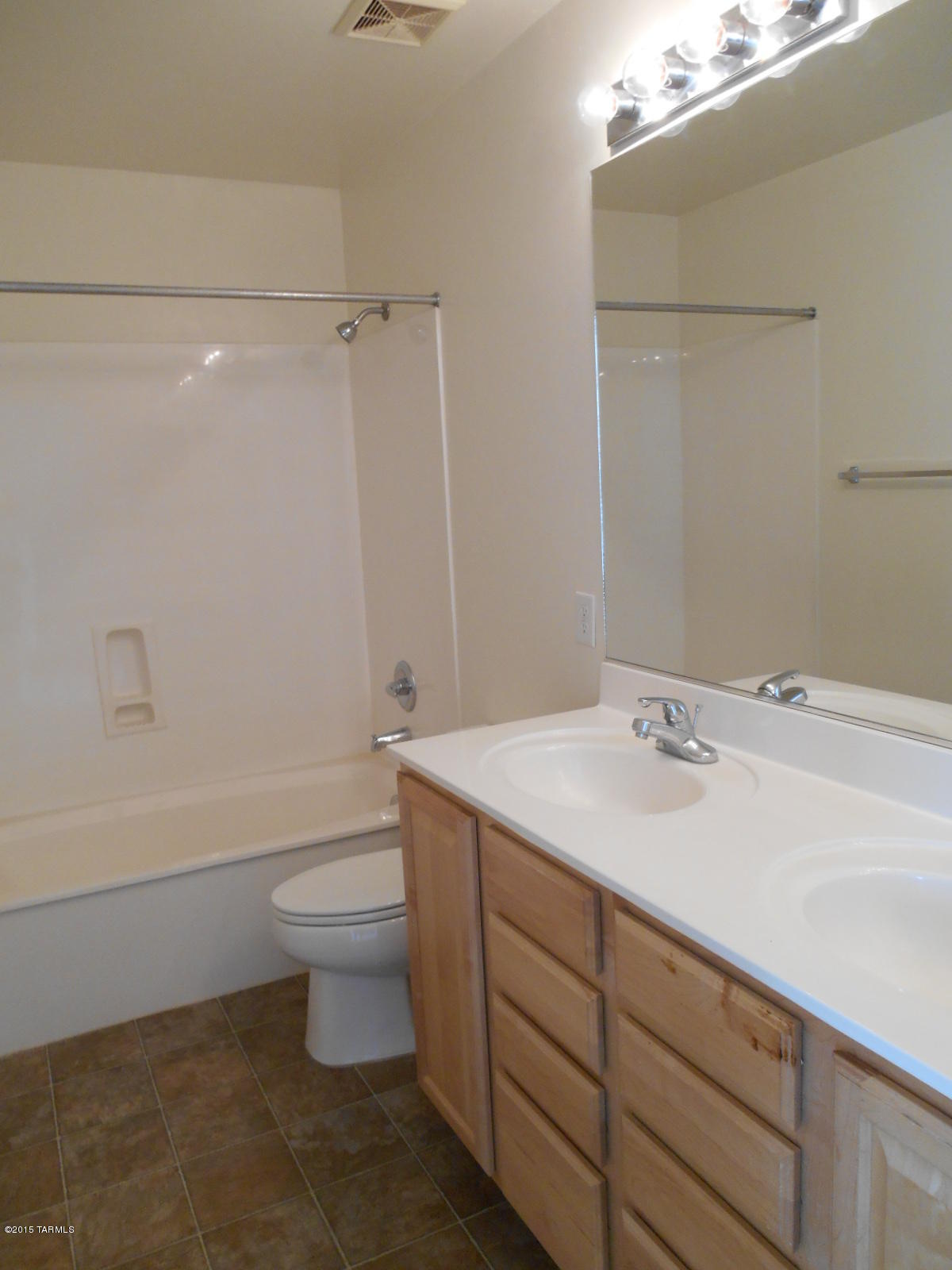 Riverhaven (1-373) - Residential Lease