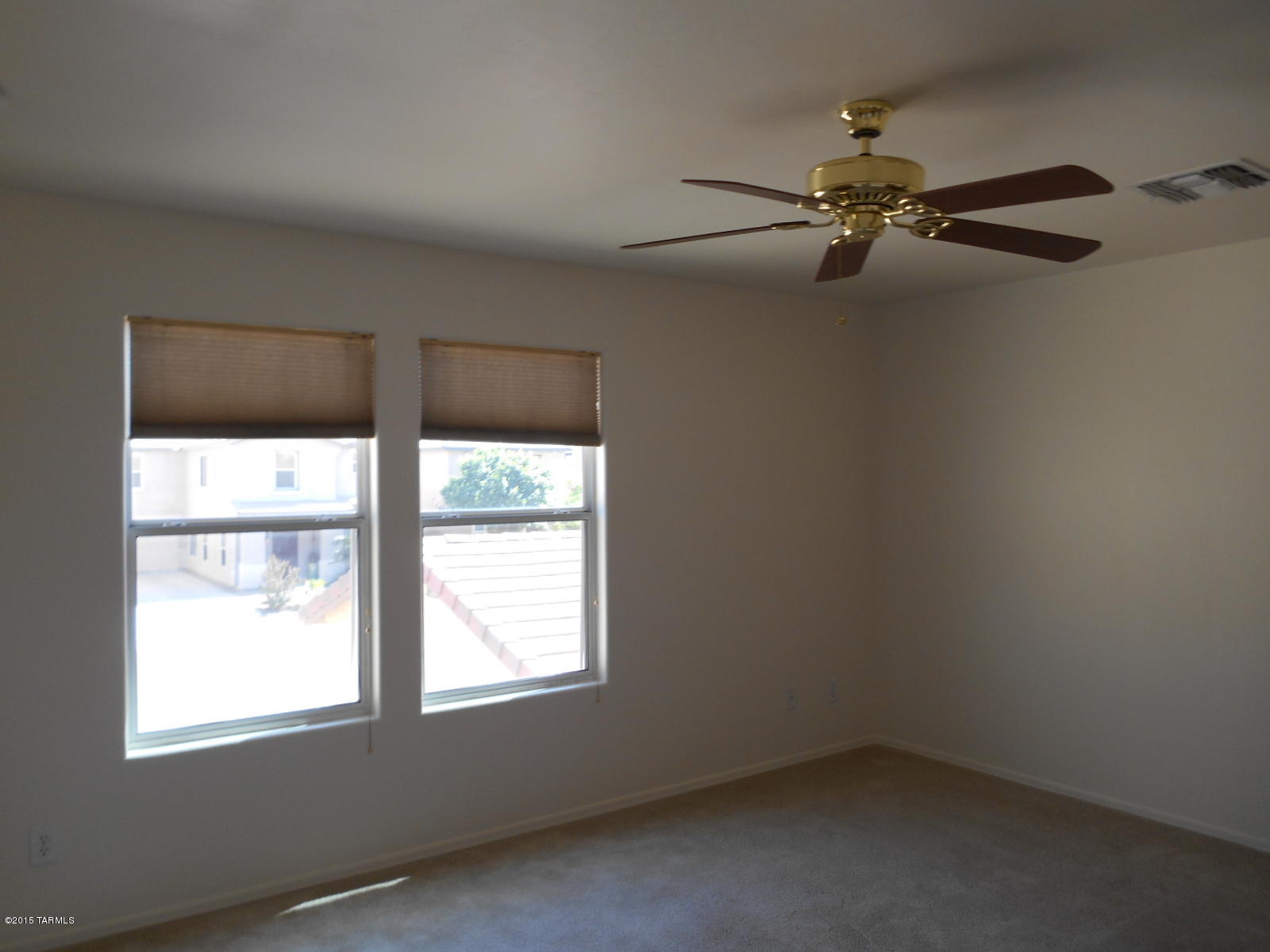 Riverhaven (1-373) - Residential Lease