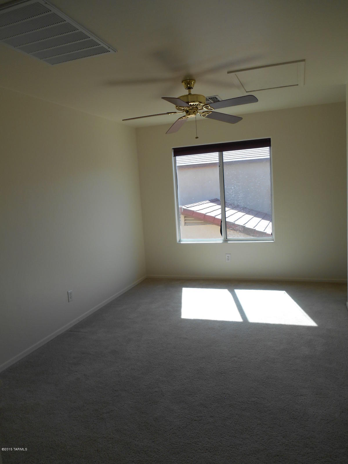 Riverhaven (1-373) - Residential Lease