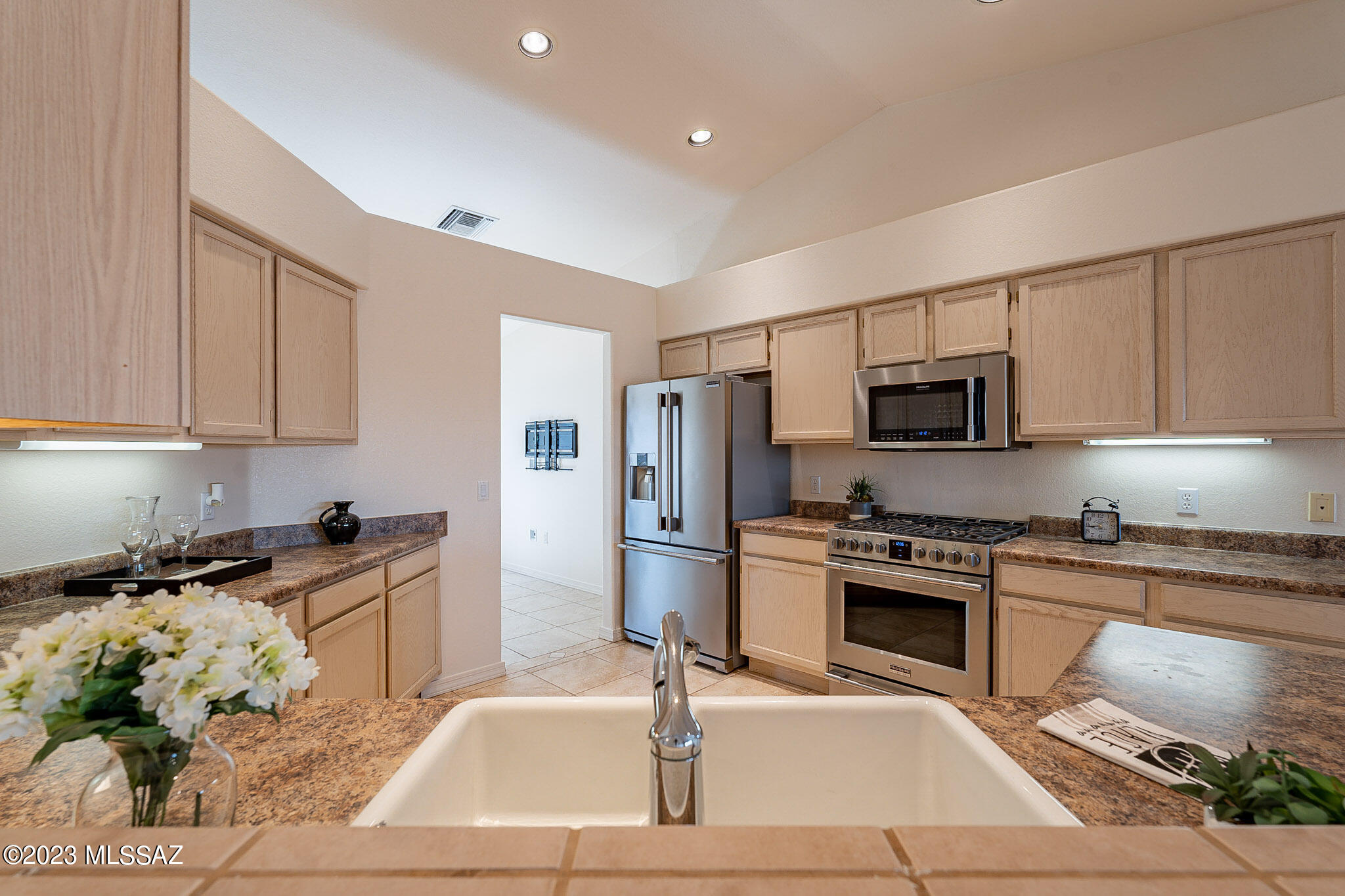 San Ignacio Vistas (101-113,224-228) - Residential