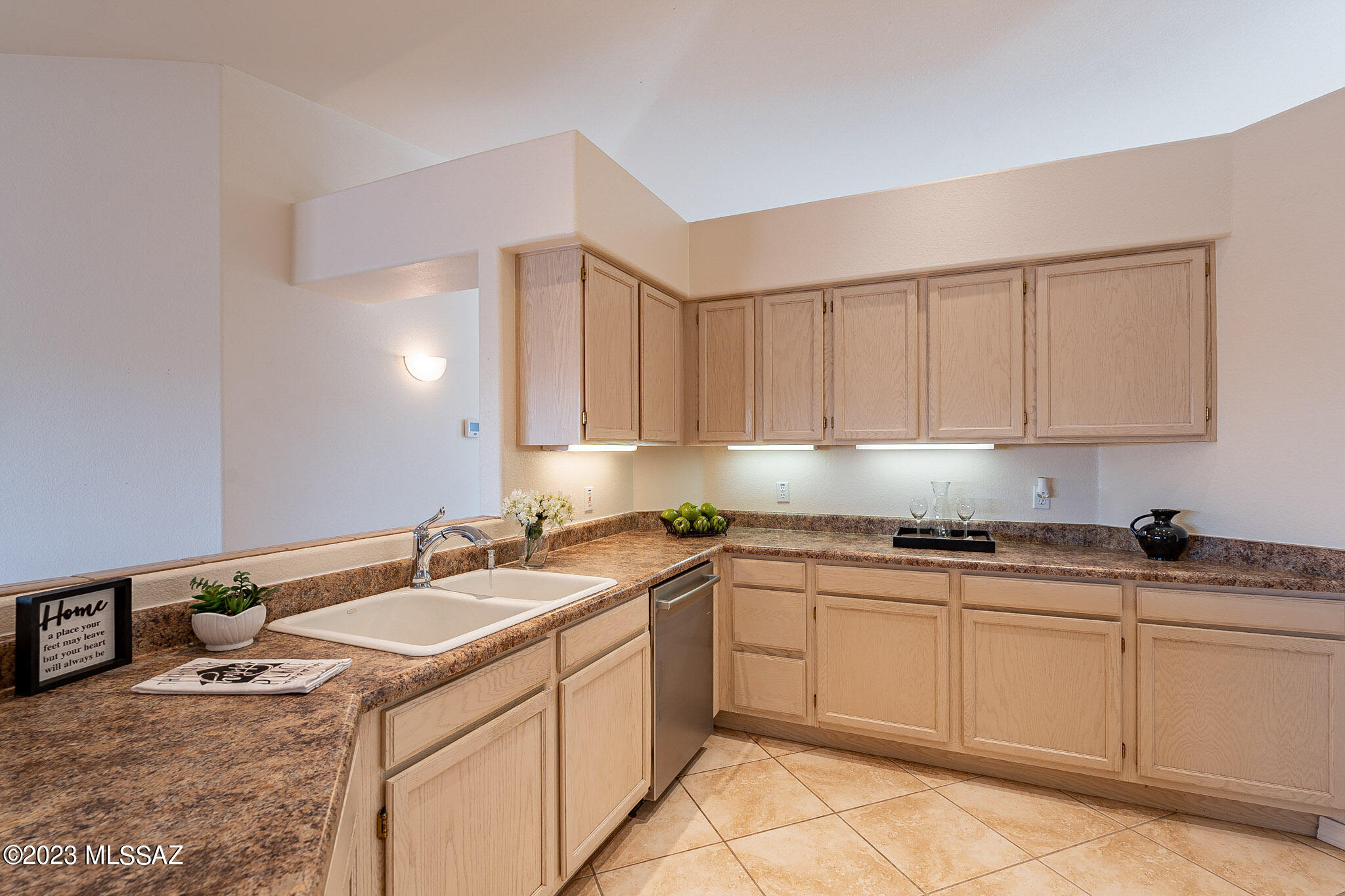 San Ignacio Vistas (101-113,224-228) - Residential