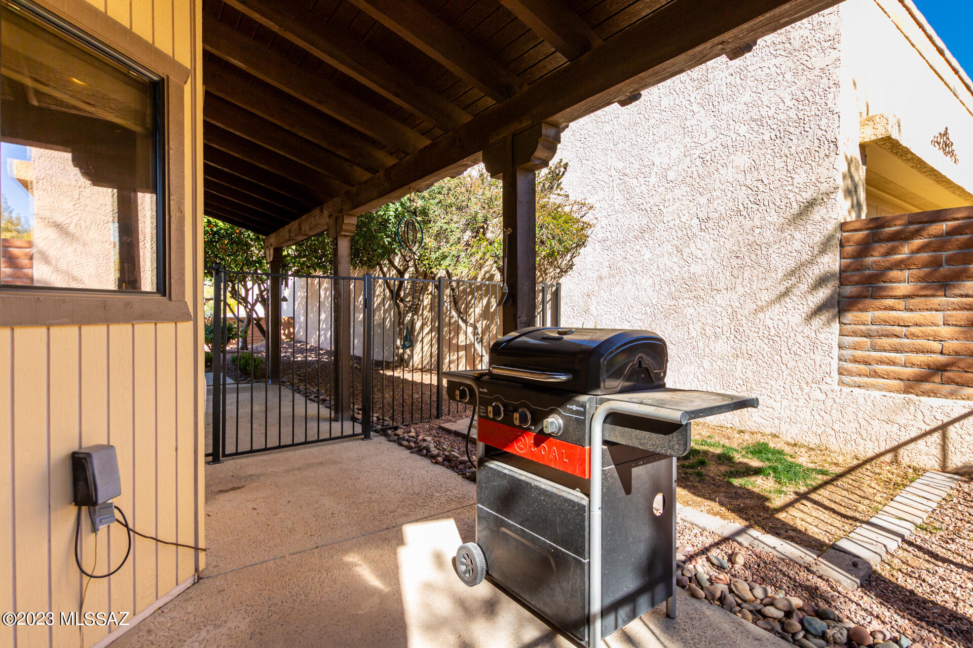 La Cholla Hills(1-313) - Residential