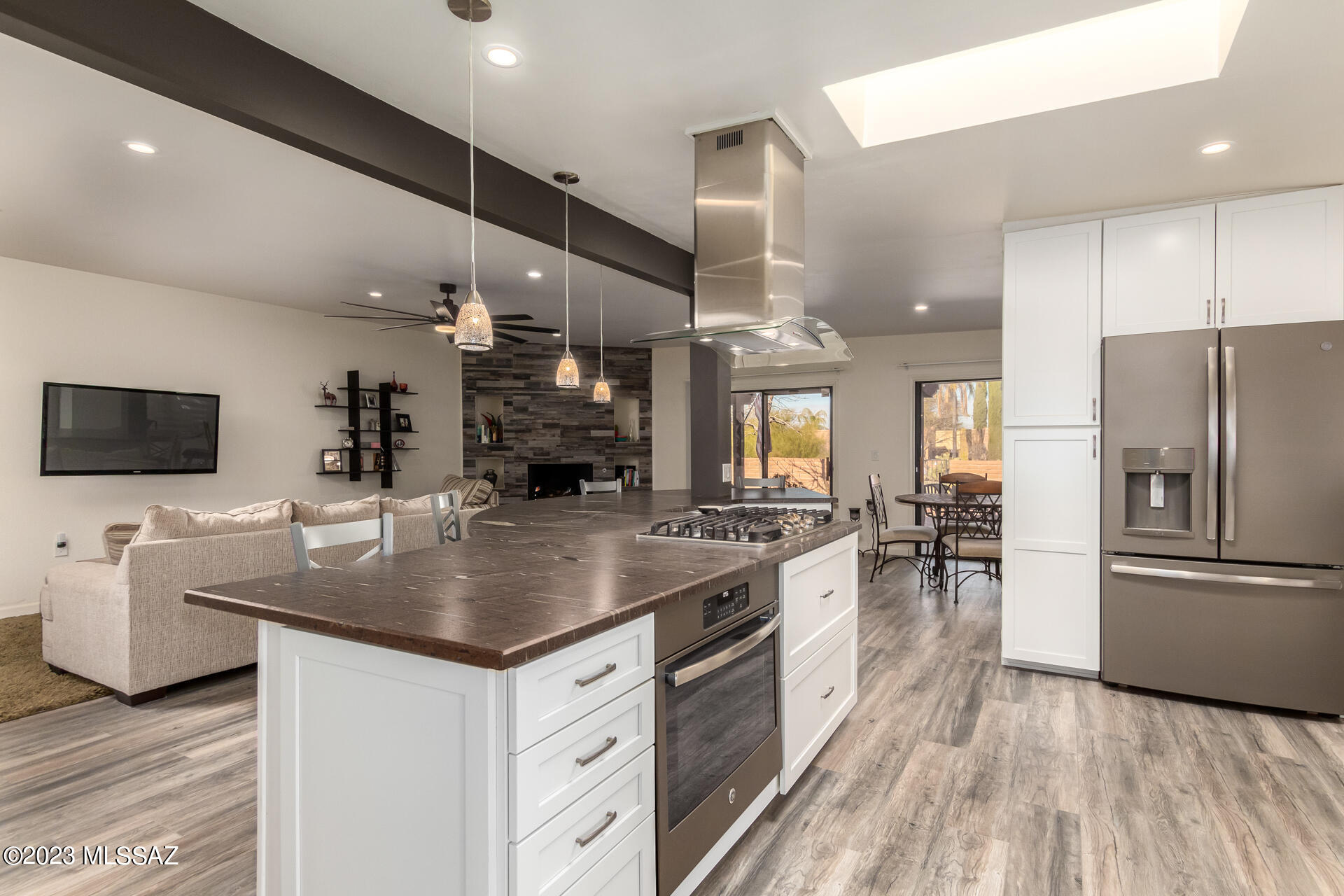 La Cholla Hills(1-313) - Residential