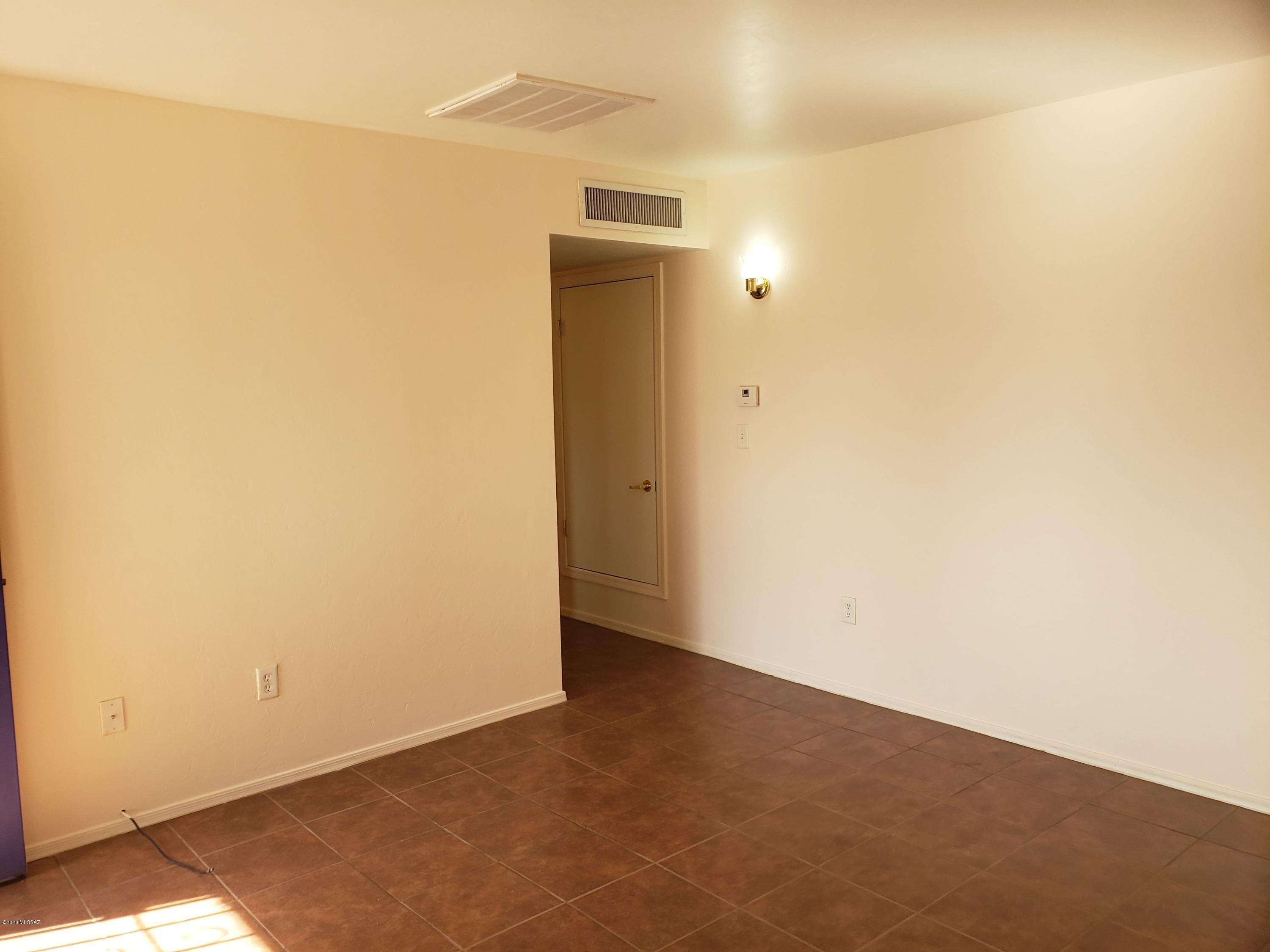 Sunset Foothills Condos (1-201) - Residential
