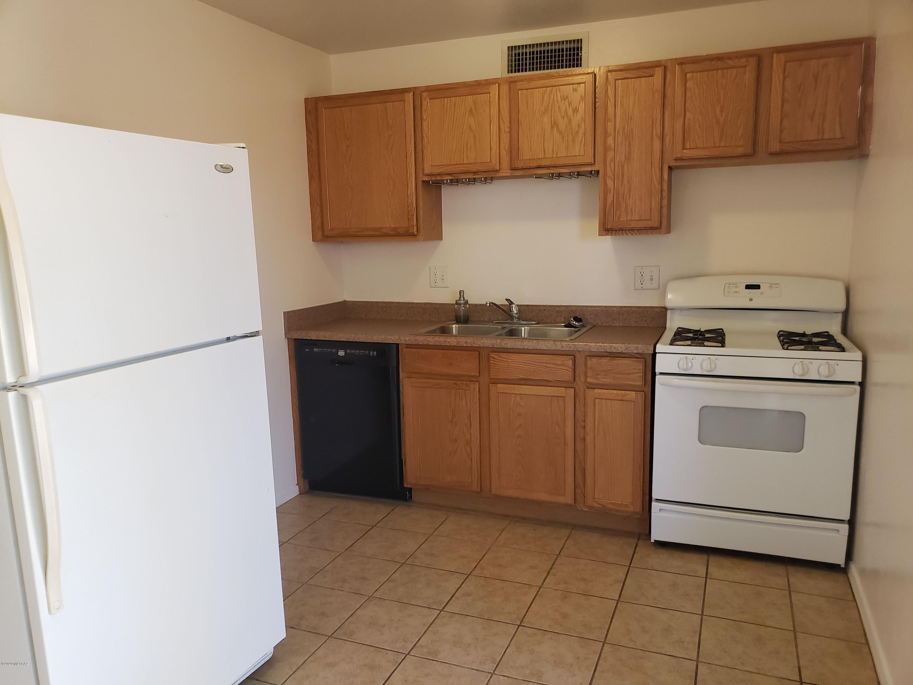 Sunset Foothills Condos (1-201) - Residential