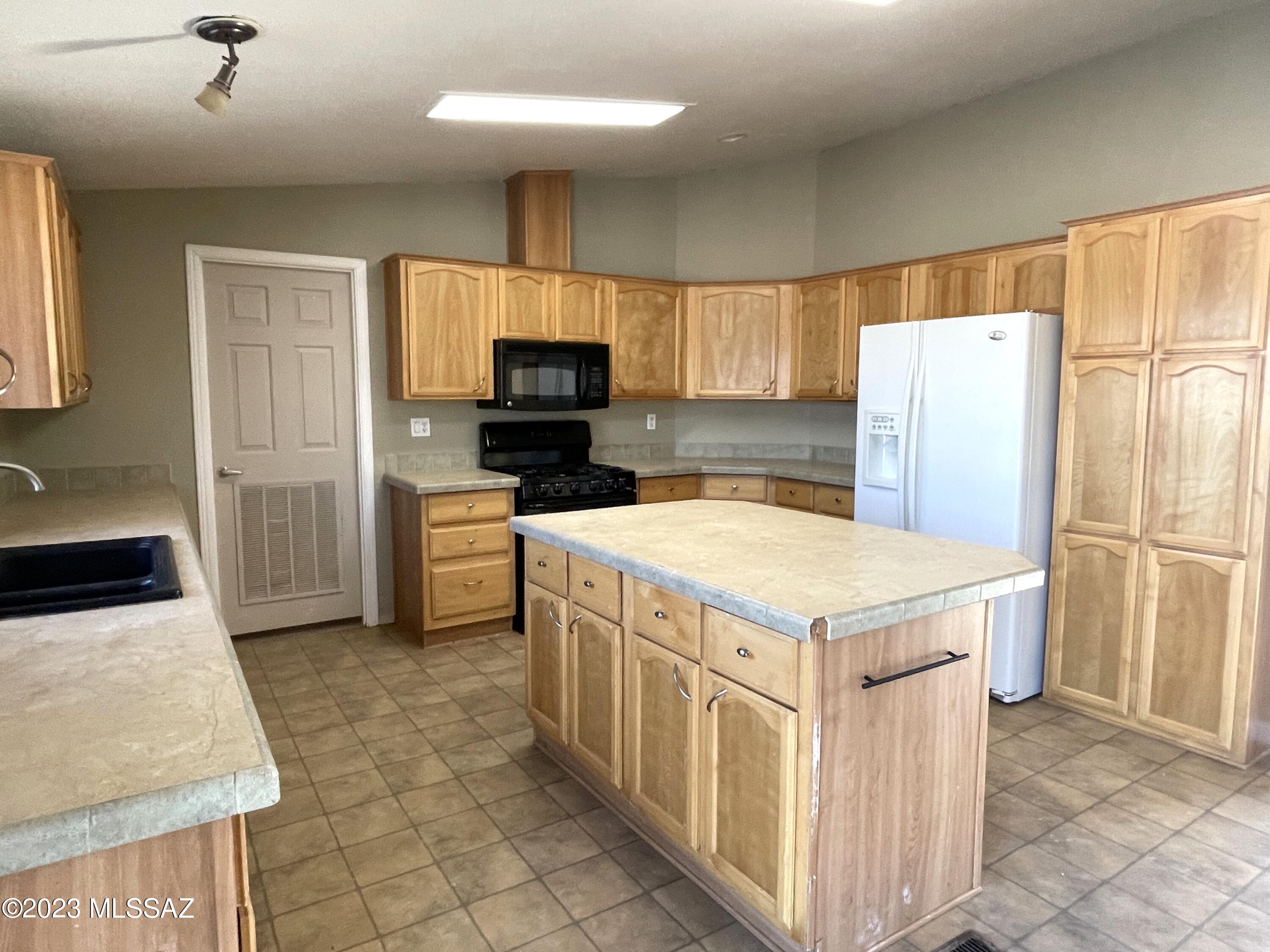 Tucson Avra West (1-168) - Residential Lease