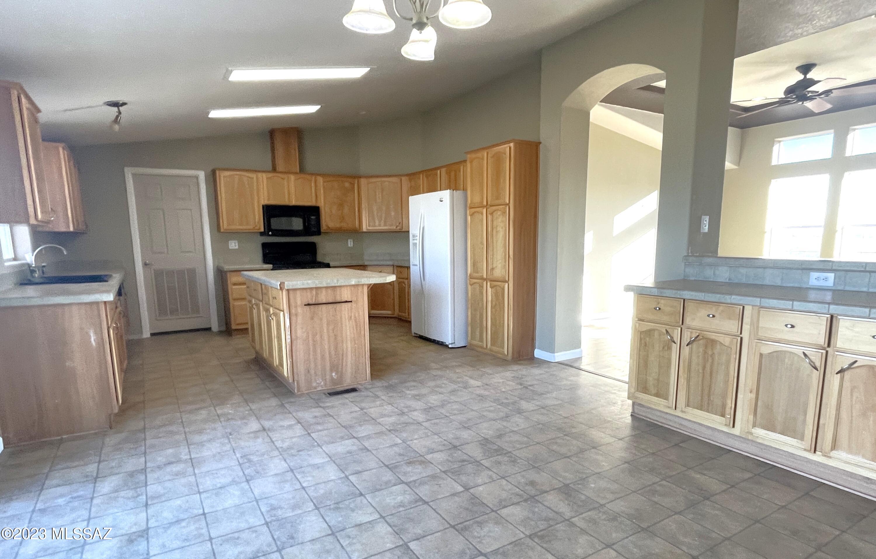Tucson Avra West (1-168) - Residential Lease