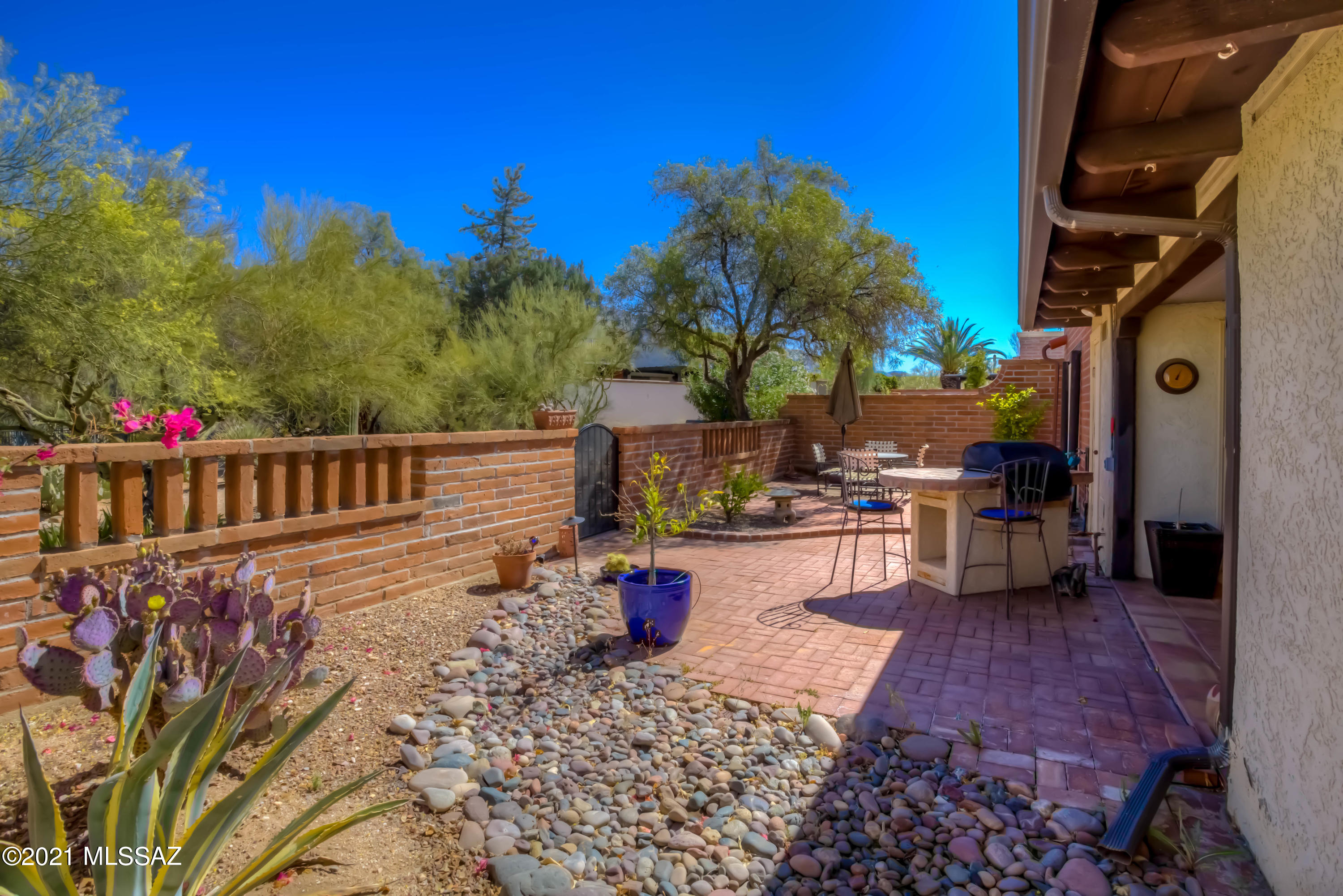 Catalina Pueblo (1-34) - Residential