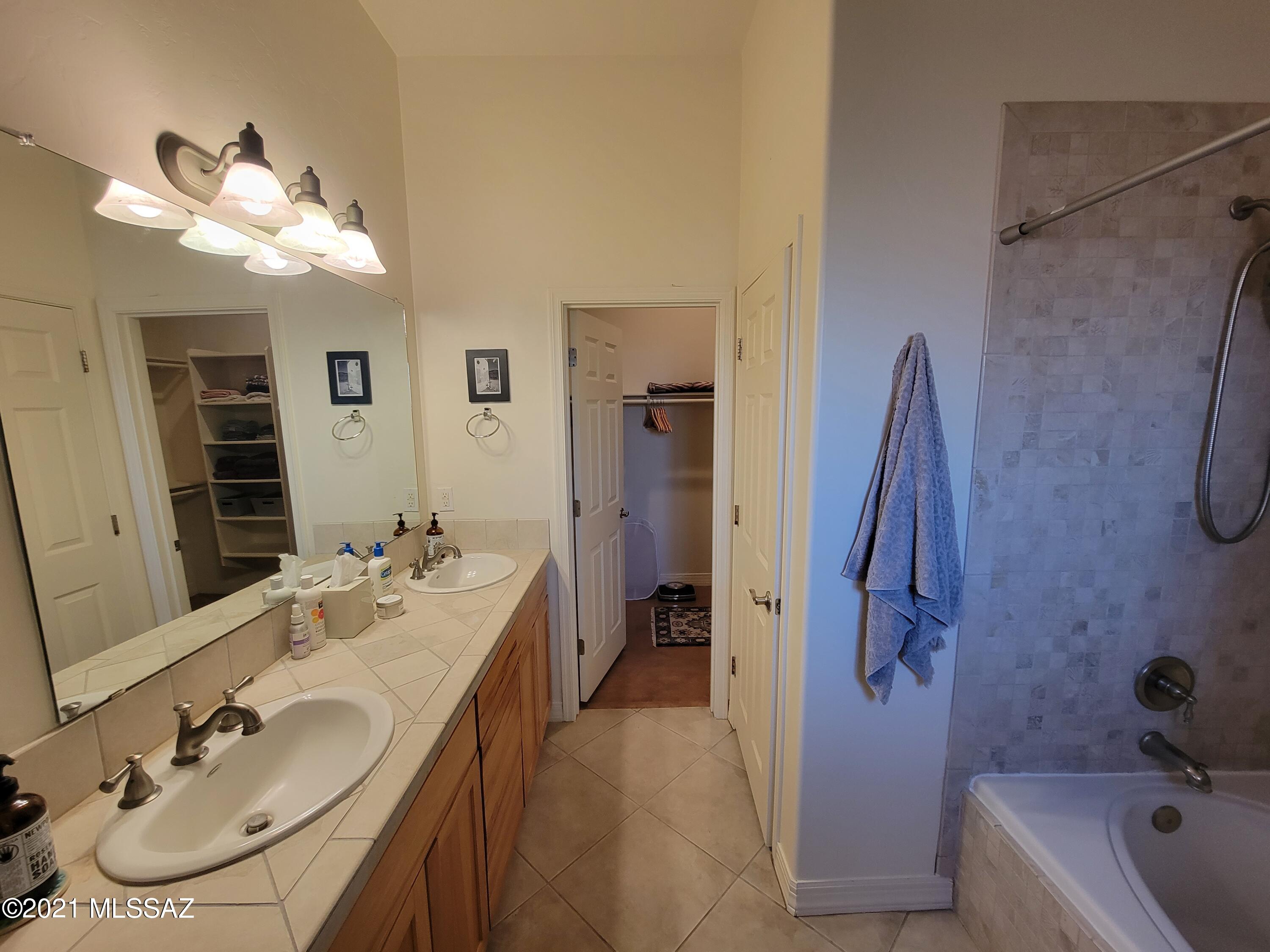 Frontier Village Amended - Residential Lease
