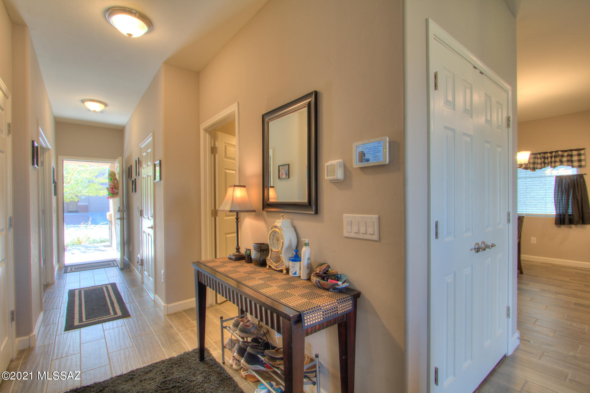 Vista Del Lago Norte SQ20140780198 - Residential