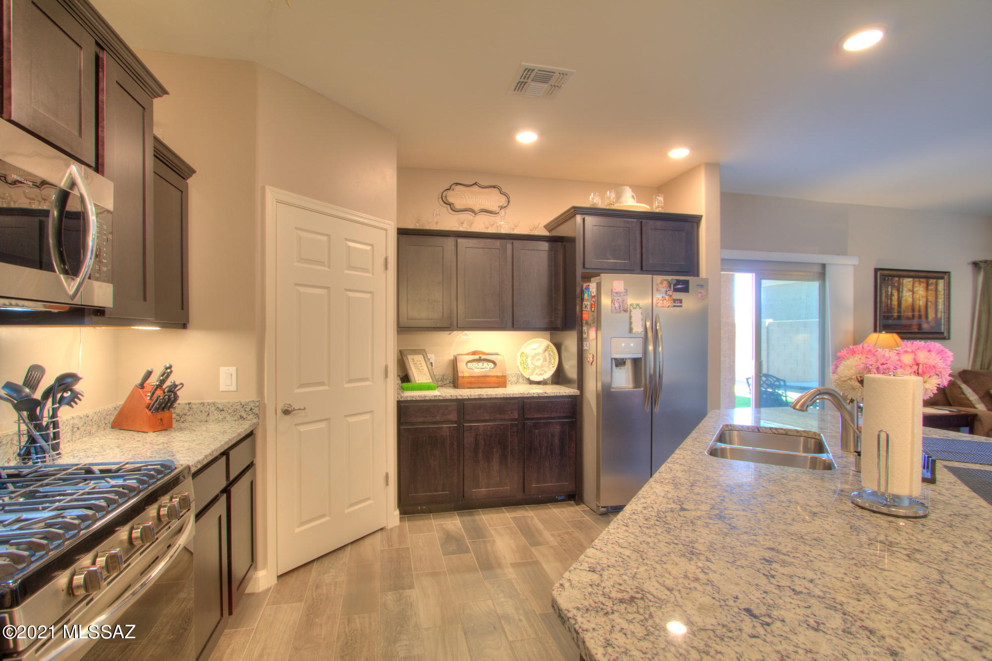 Vista Del Lago Norte SQ20140780198 - Residential