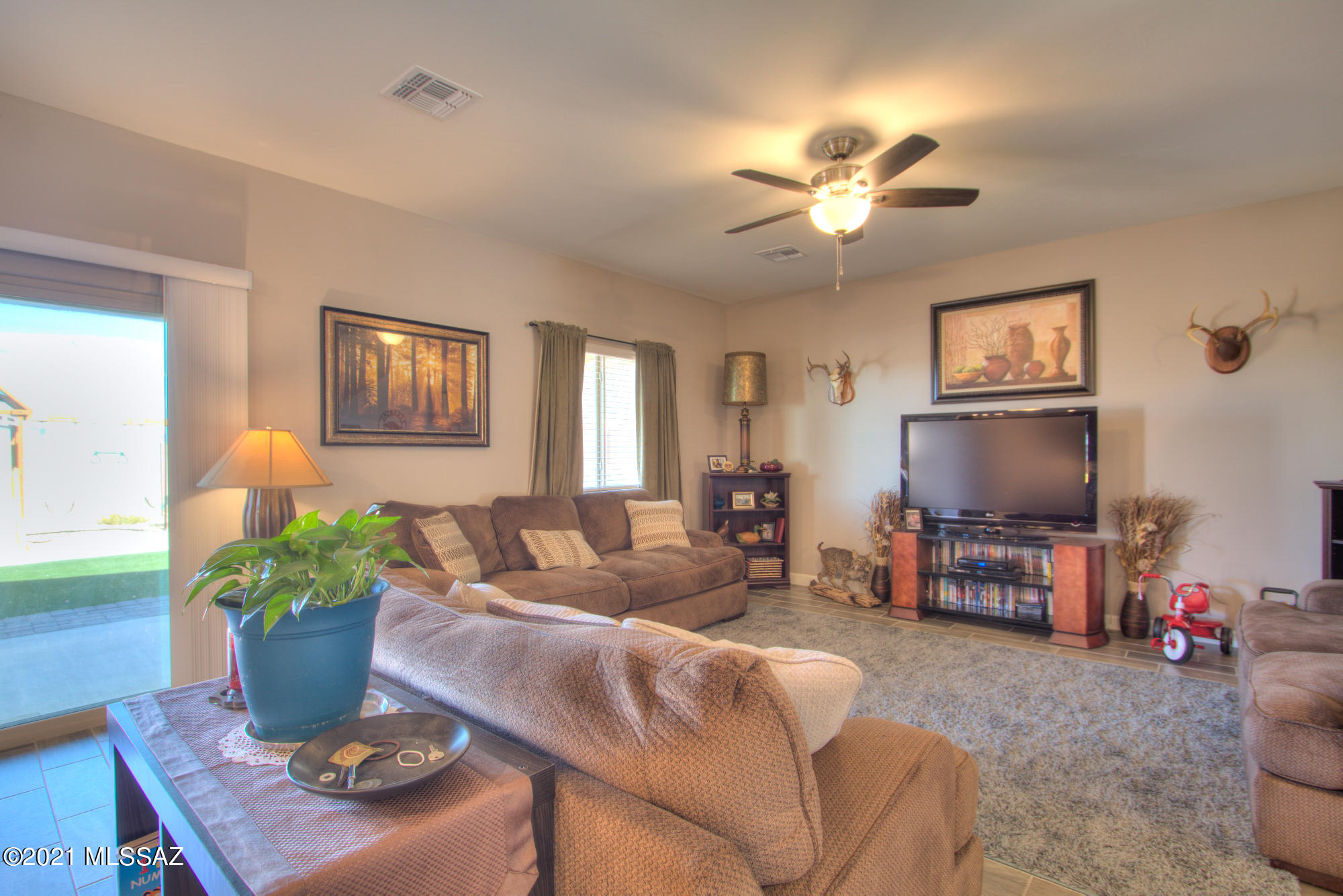 Vista Del Lago Norte SQ20140780198 - Residential