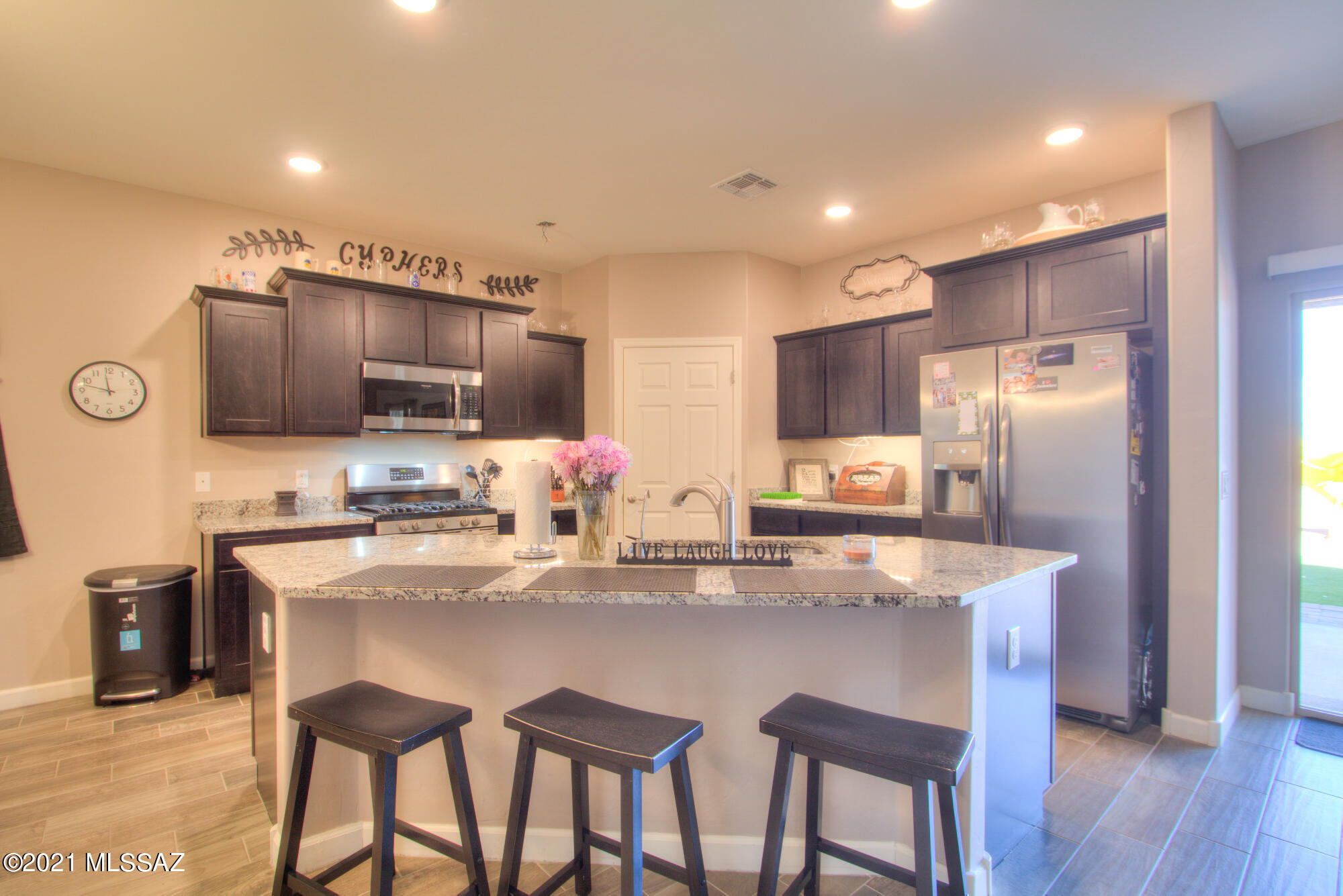Vista Del Lago Norte SQ20140780198 - Residential
