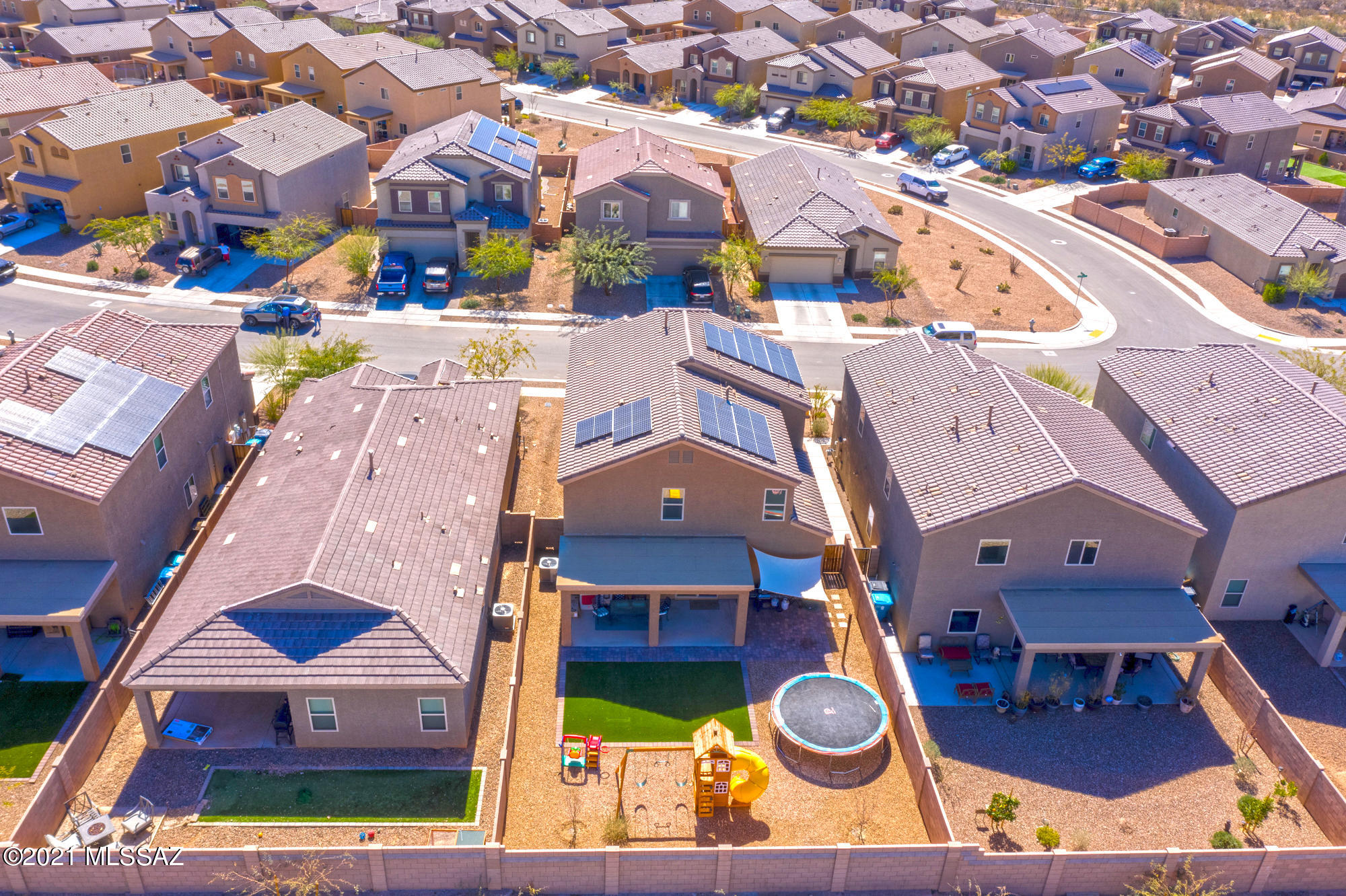 Vista Del Lago Norte SQ20140780198 - Residential