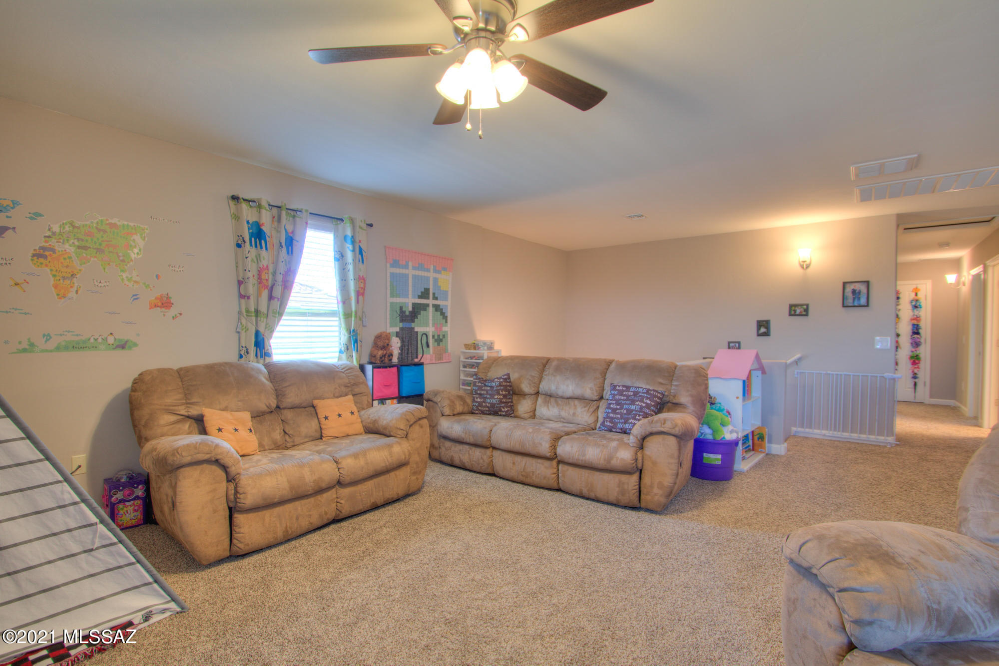 Vista Del Lago Norte SQ20140780198 - Residential