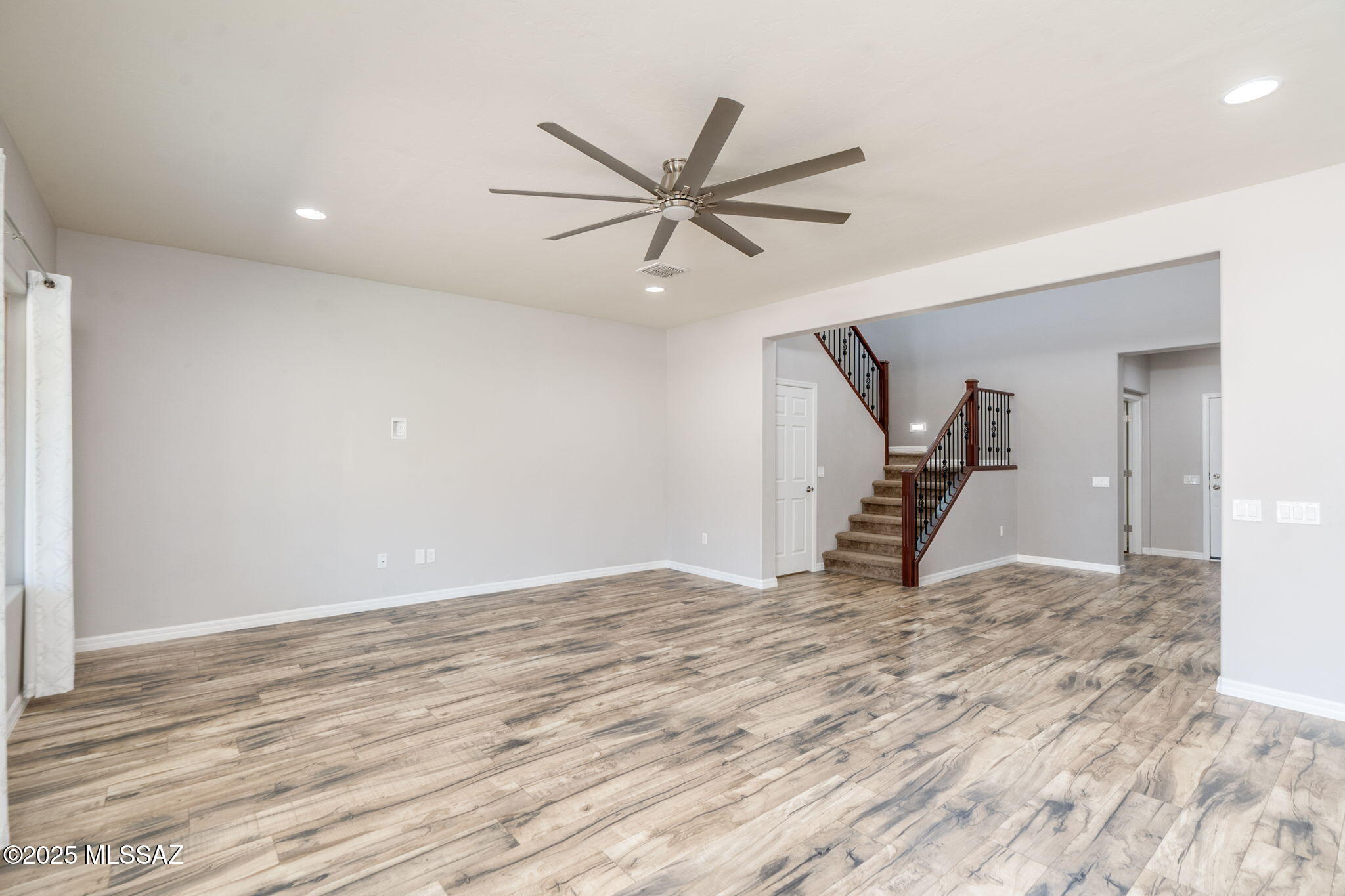 Sierra Morado Unit 2 East - Residential