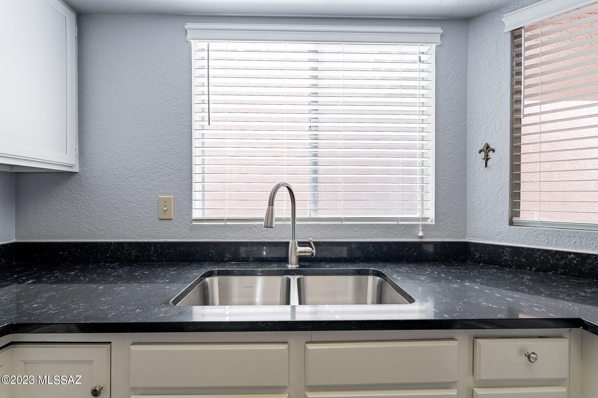 Colonia De Los Alamos - Springpointe - Residential