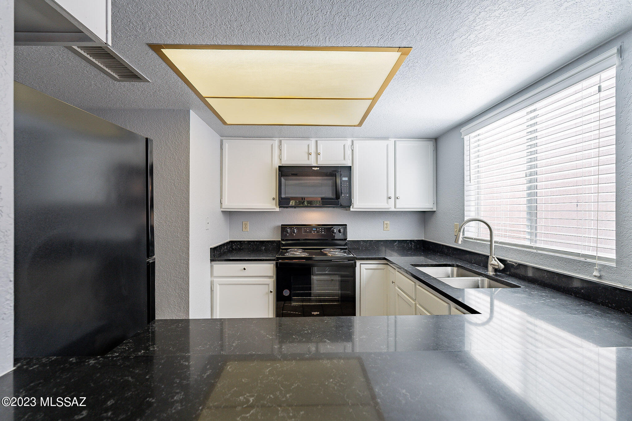 Colonia De Los Alamos - Springpointe - Residential