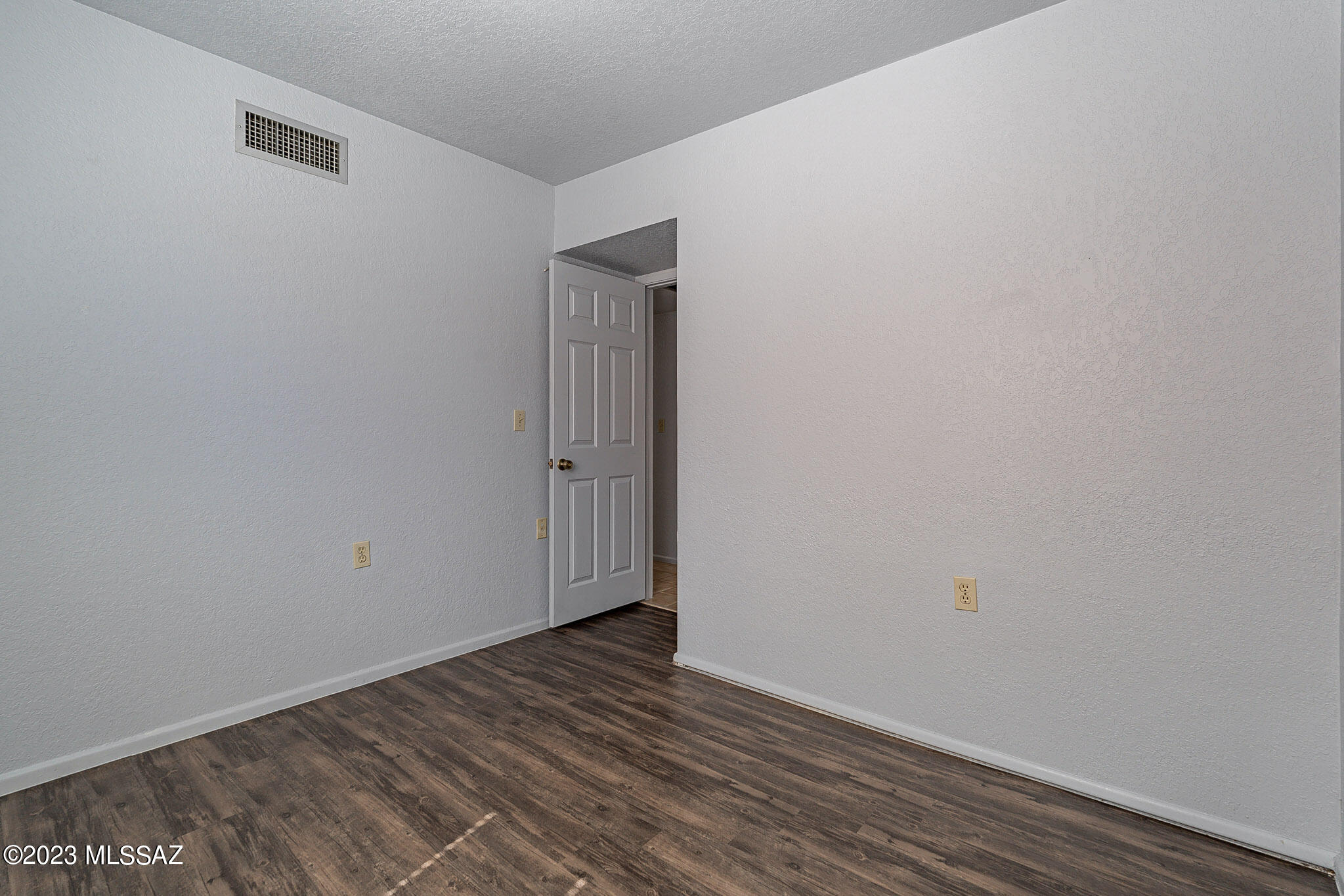 Colonia De Los Alamos - Springpointe - Residential