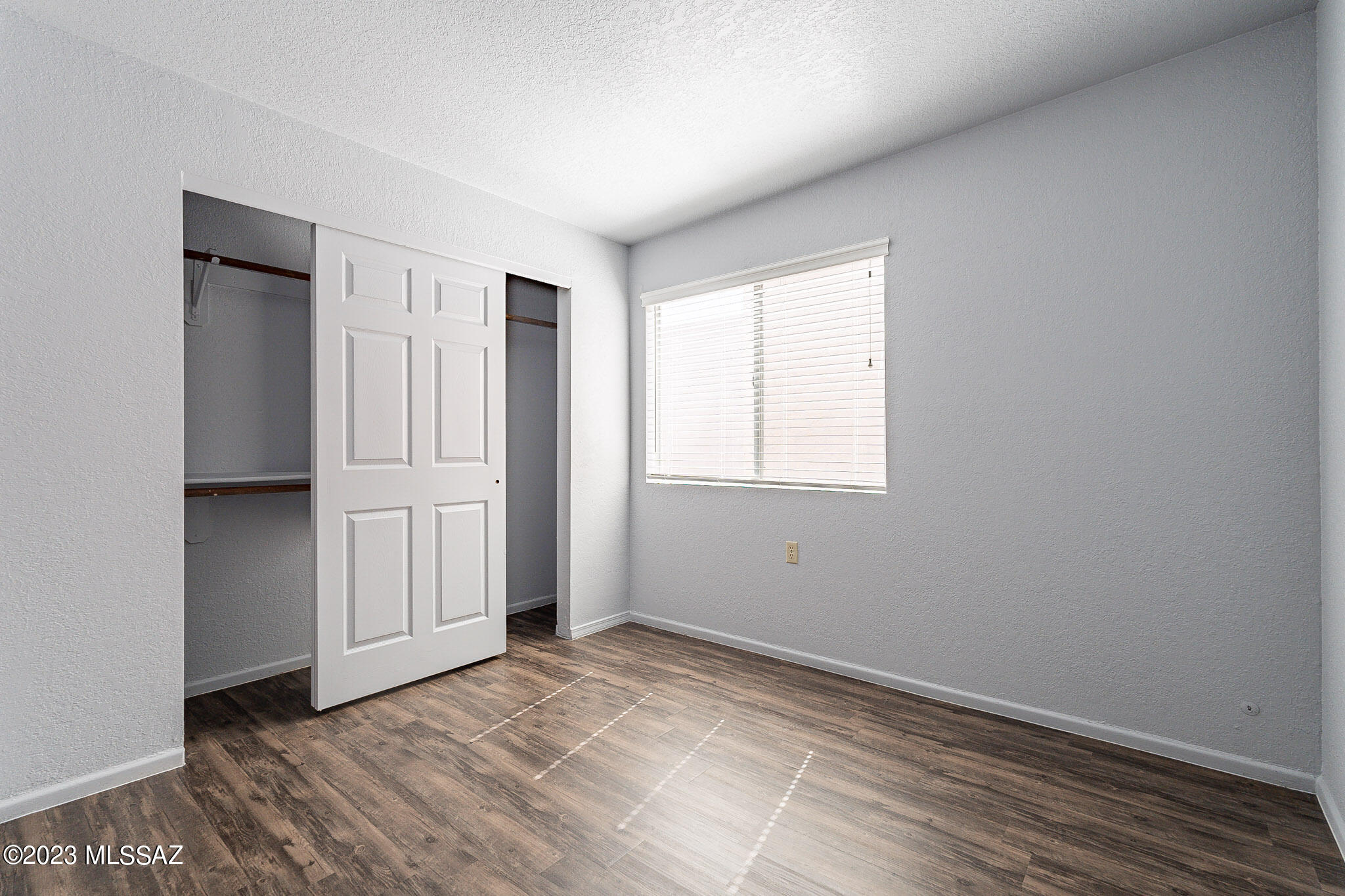 Colonia De Los Alamos - Springpointe - Residential