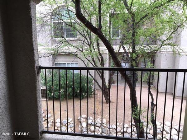 The Boulders at La Reserve Condominiums - Residential