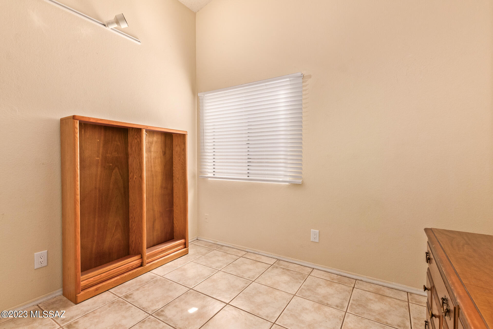 Gatewood Ranch (92-293) - Residential