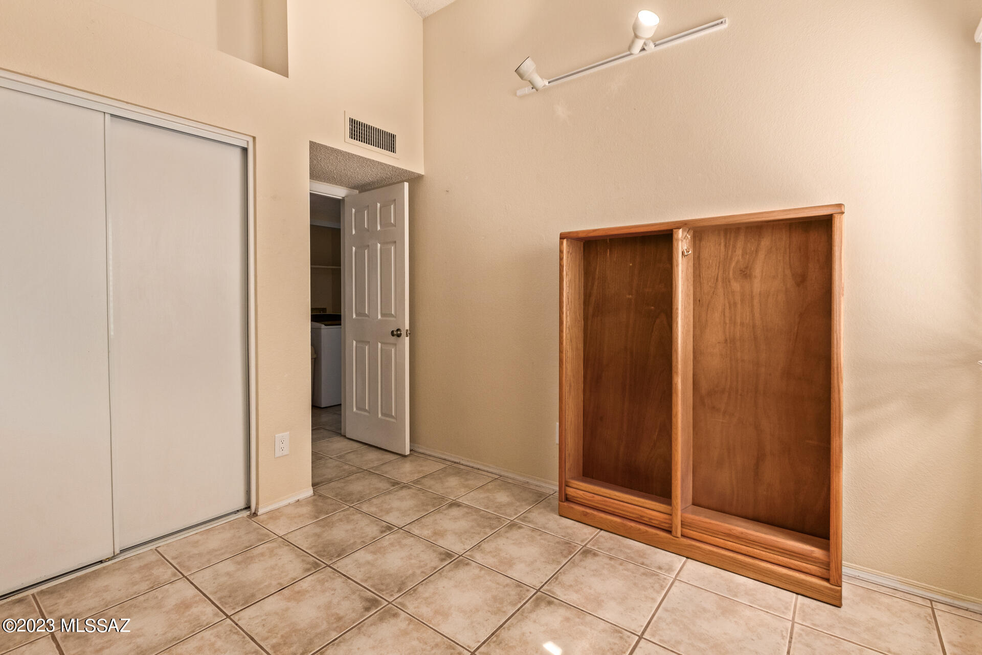 Gatewood Ranch (92-293) - Residential